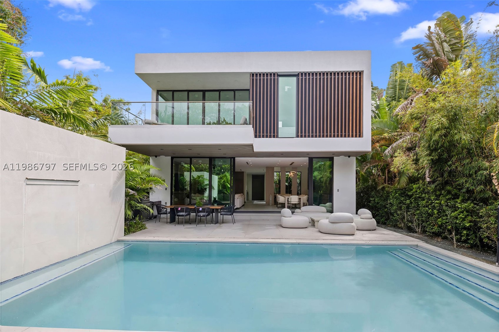 SURPRISE LAKE - Residential