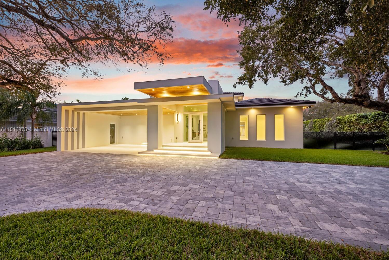 PALM MIAMI AMD - Residential