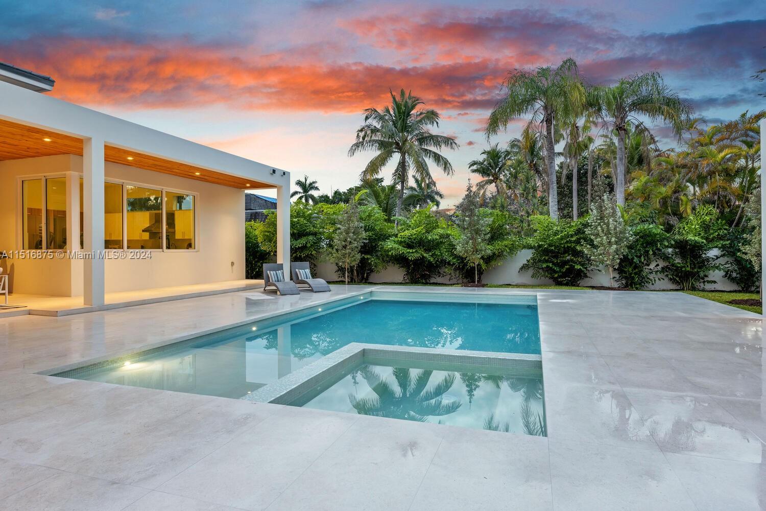 PALM MIAMI AMD - Residential