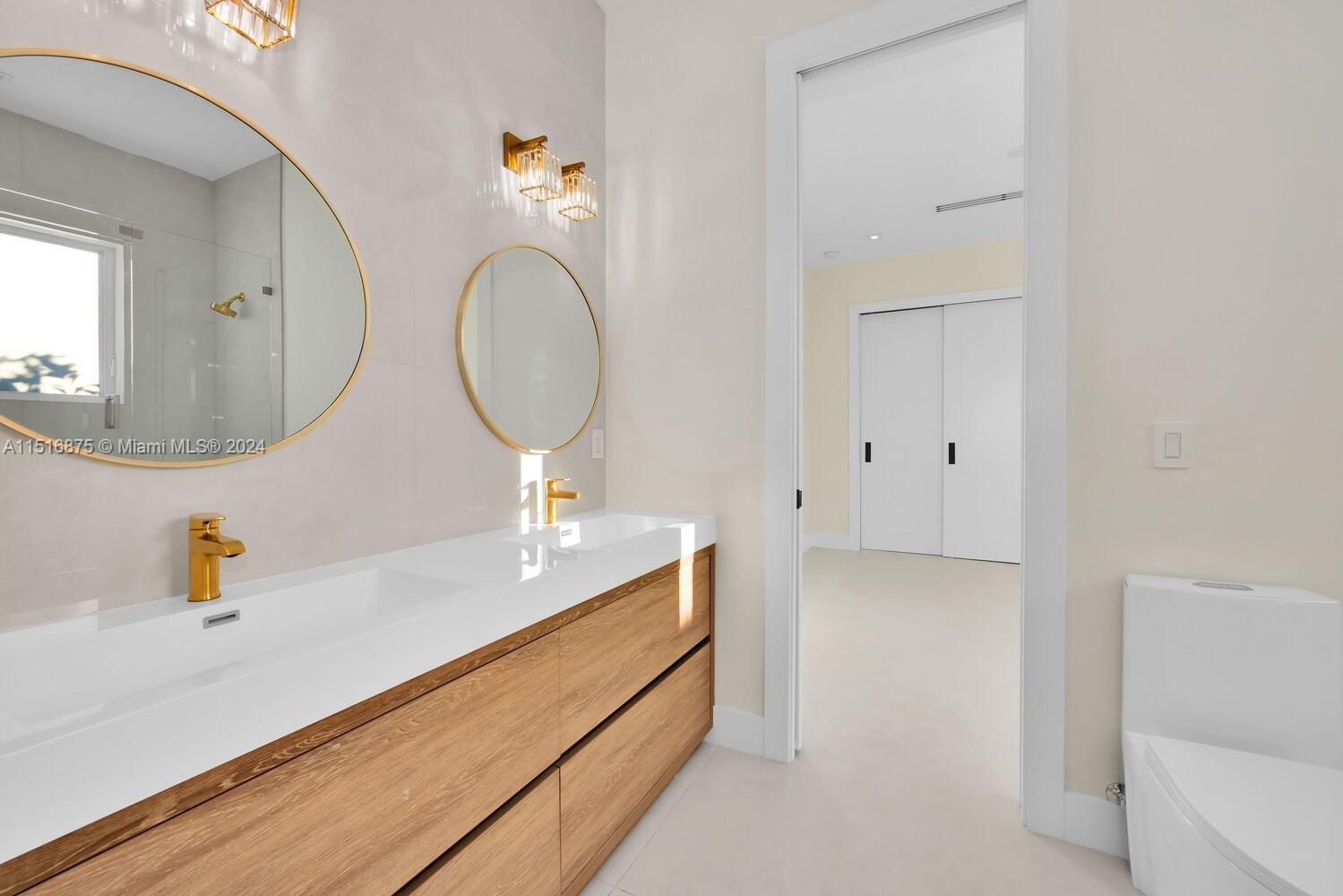 PALM MIAMI AMD - Residential