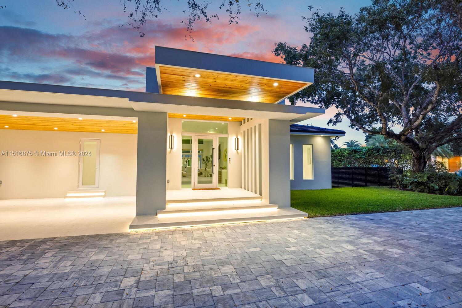 PALM MIAMI AMD - Residential