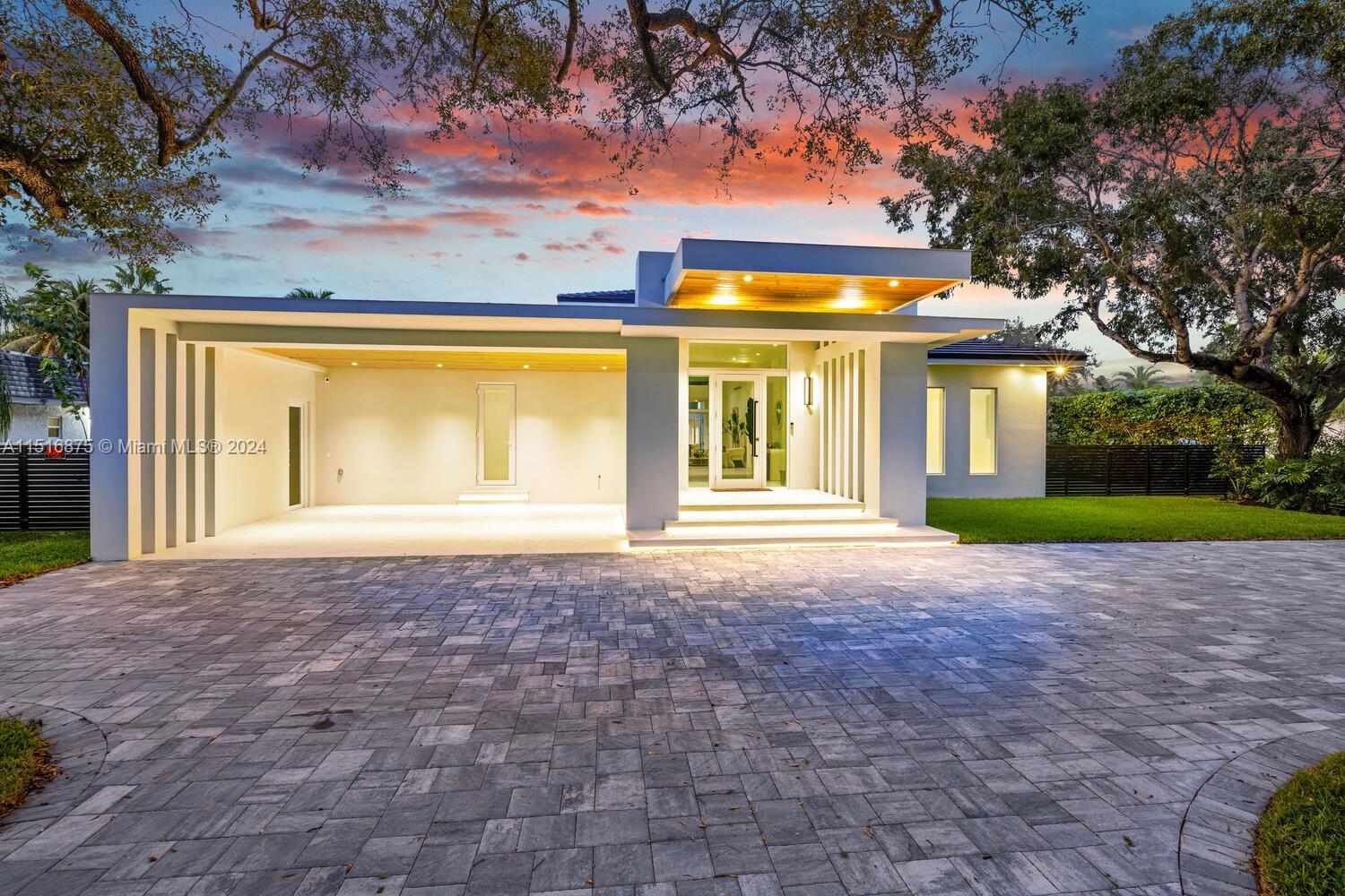PALM MIAMI AMD - Residential