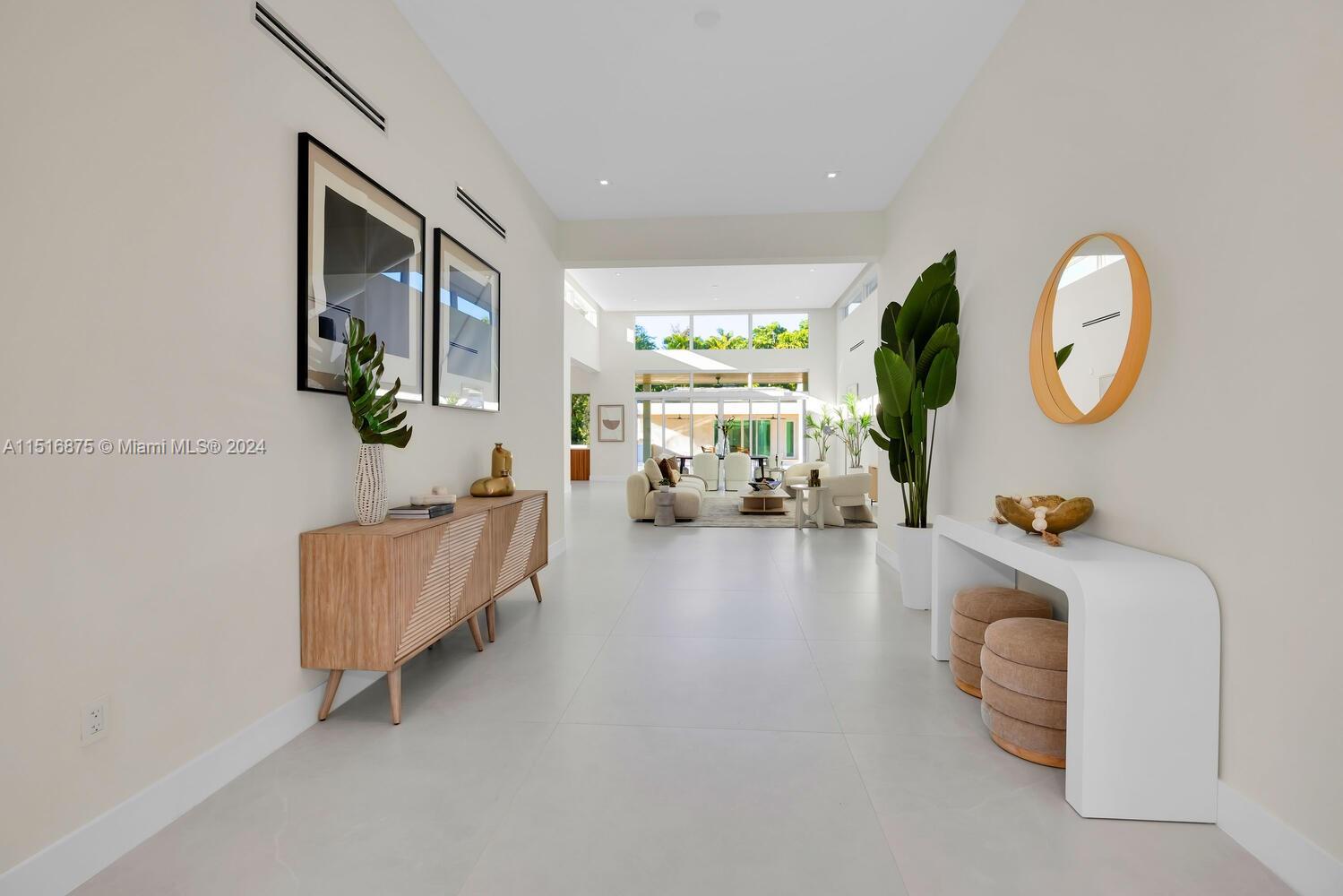 PALM MIAMI AMD - Residential
