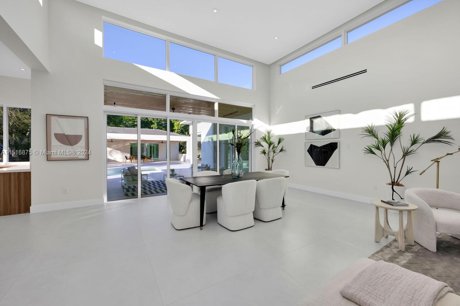 PALM MIAMI AMD - Residential