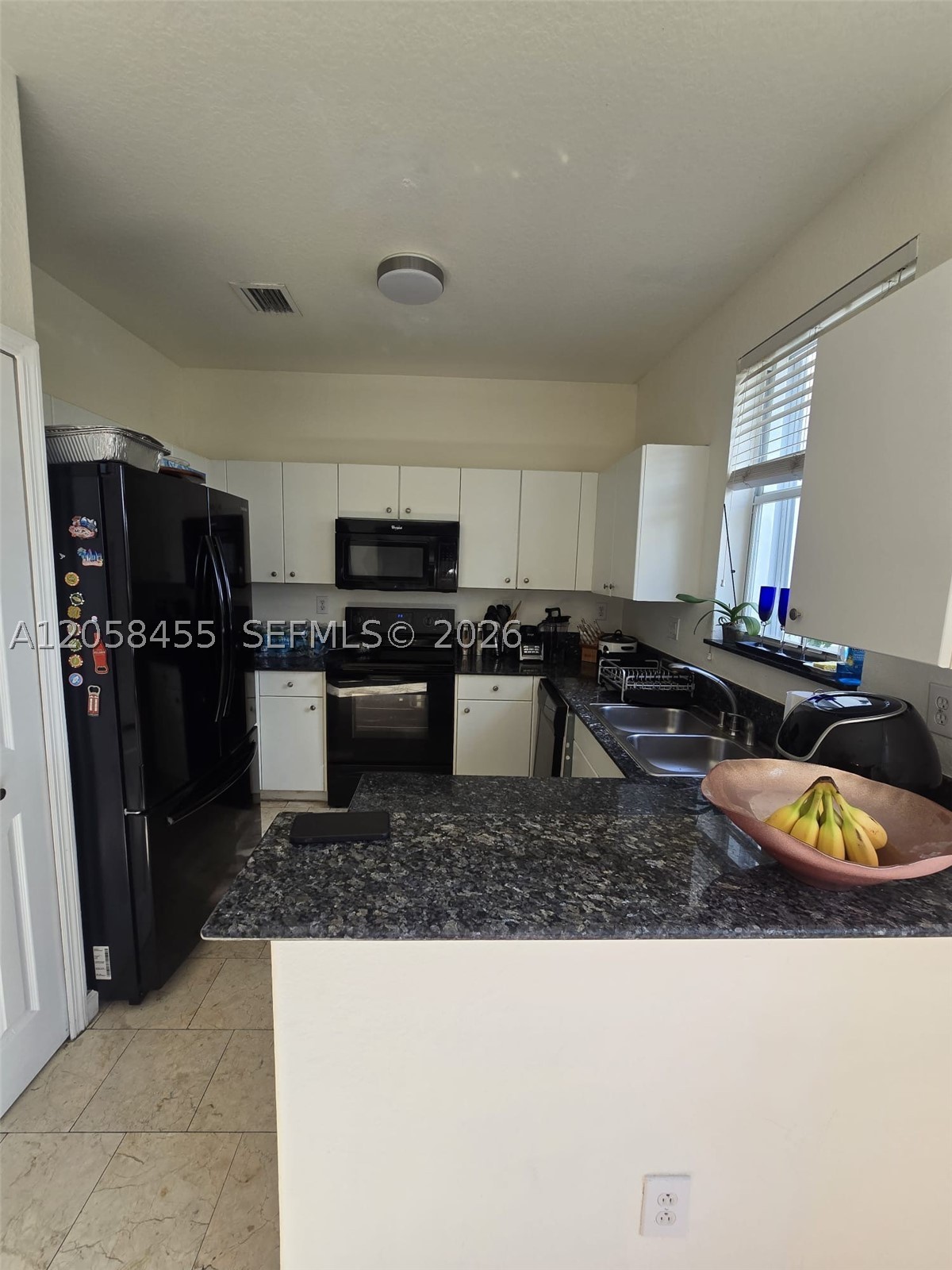 ISLANDS AT DORAL 1ST ADDN - Residential
