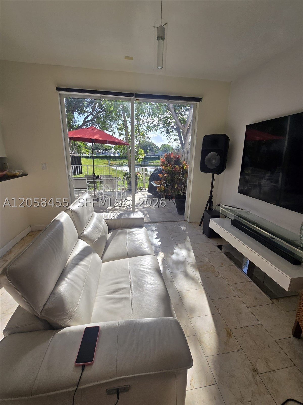 ISLANDS AT DORAL 1ST ADDN - Residential