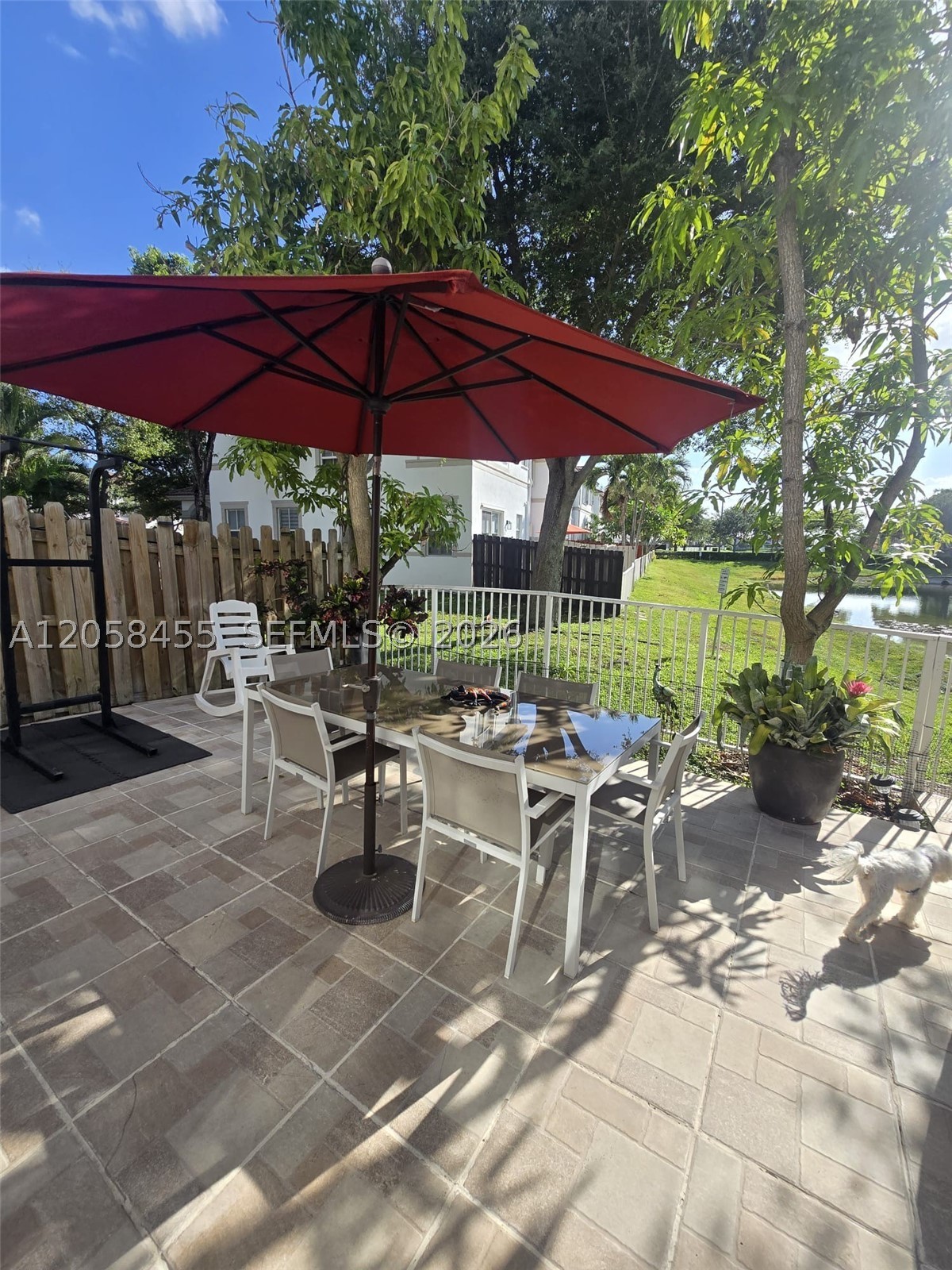 ISLANDS AT DORAL 1ST ADDN - Residential