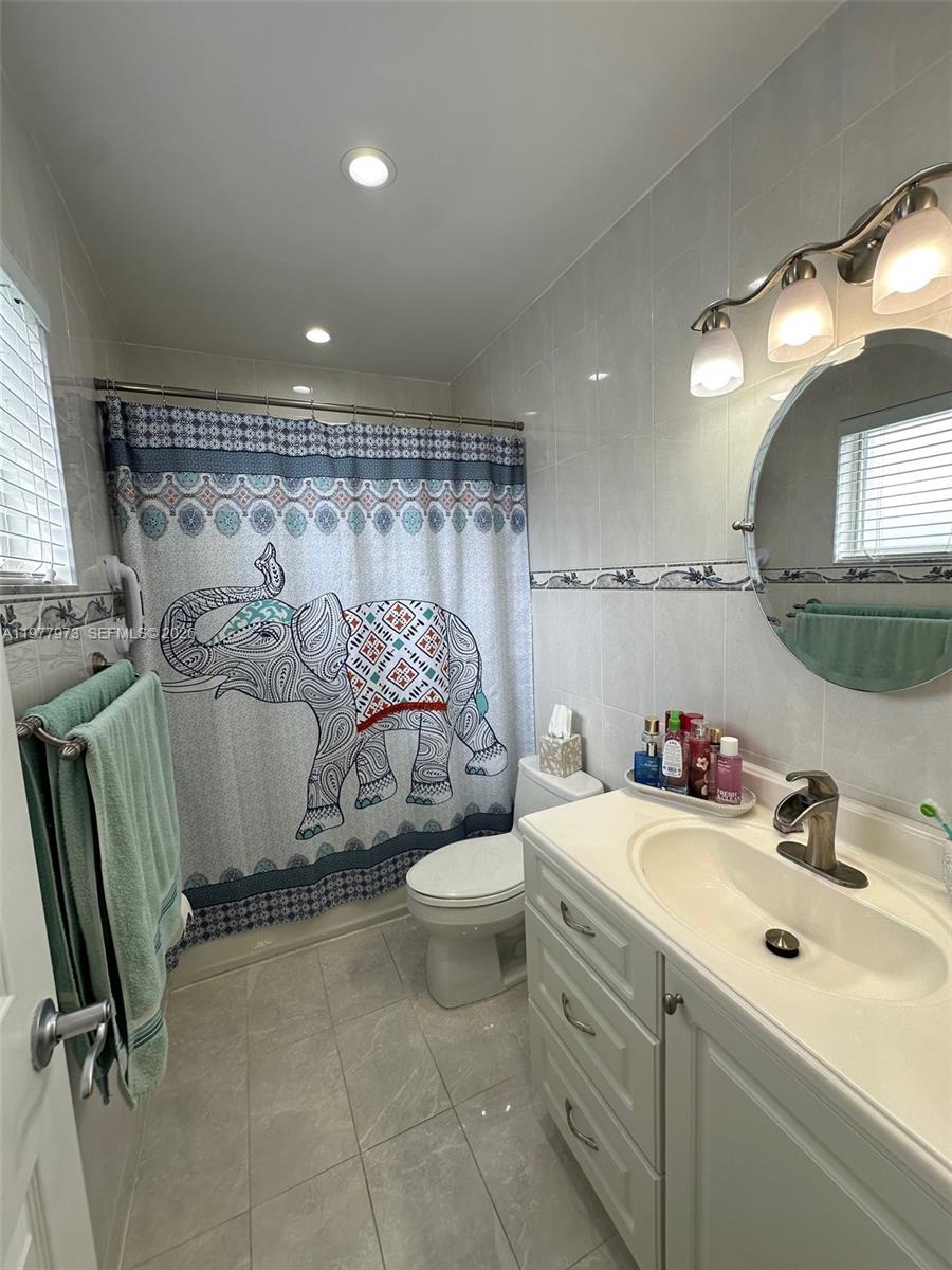 WEST PALM GARDENS VILLAS - Residential
