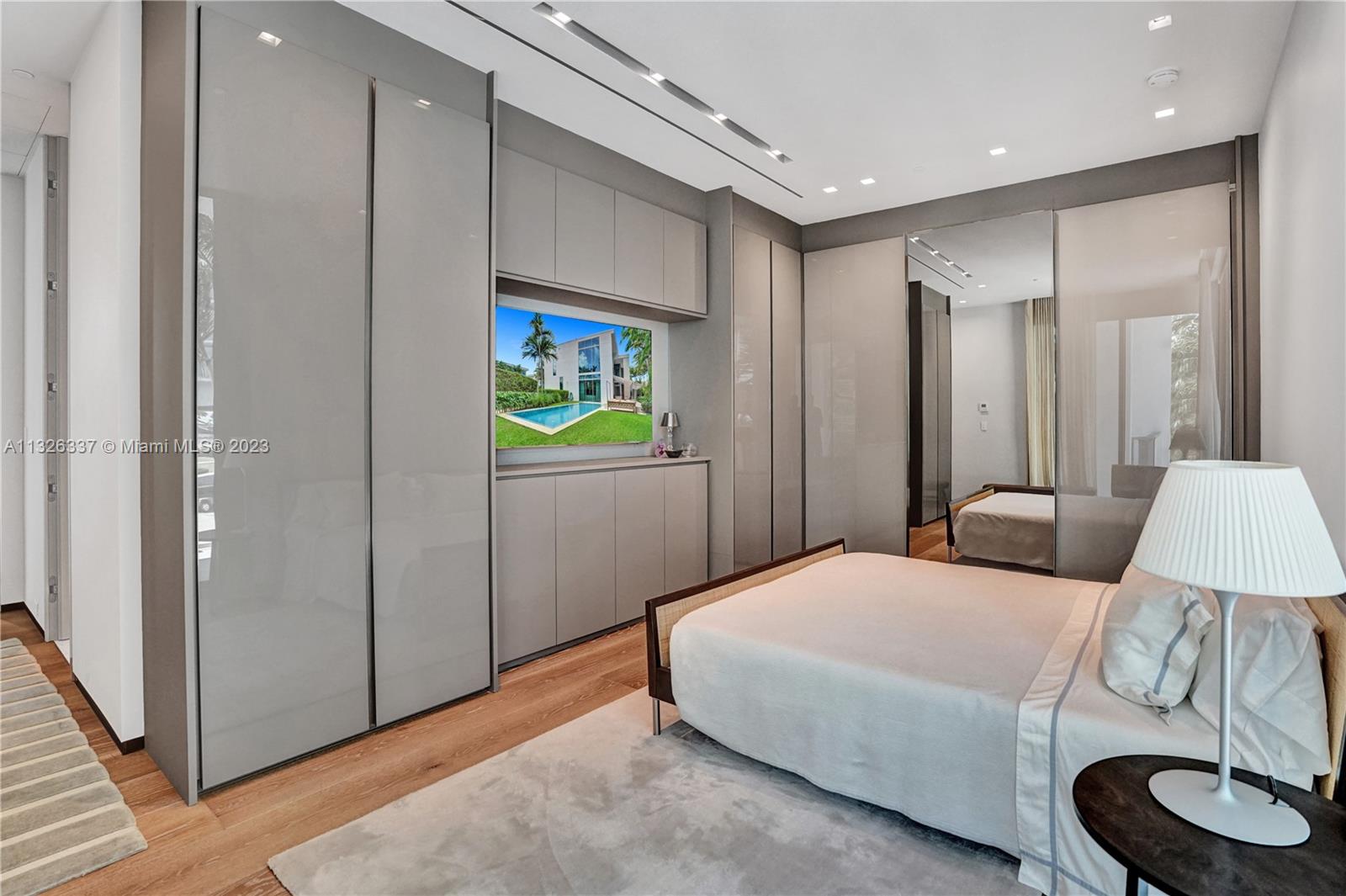 OCEANA KEY BISCAYNE CONDO - Residential