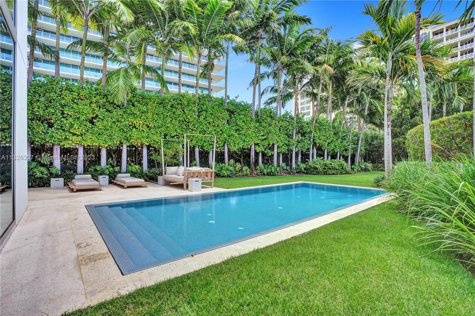 OCEANA KEY BISCAYNE CONDO - Residential