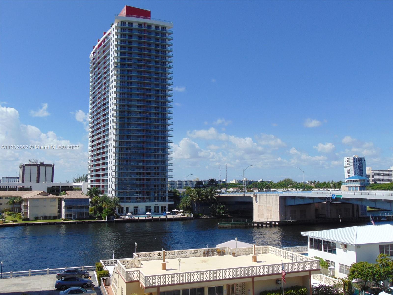 IMPERIAL TOWERS APTS COND - Residential Lease
