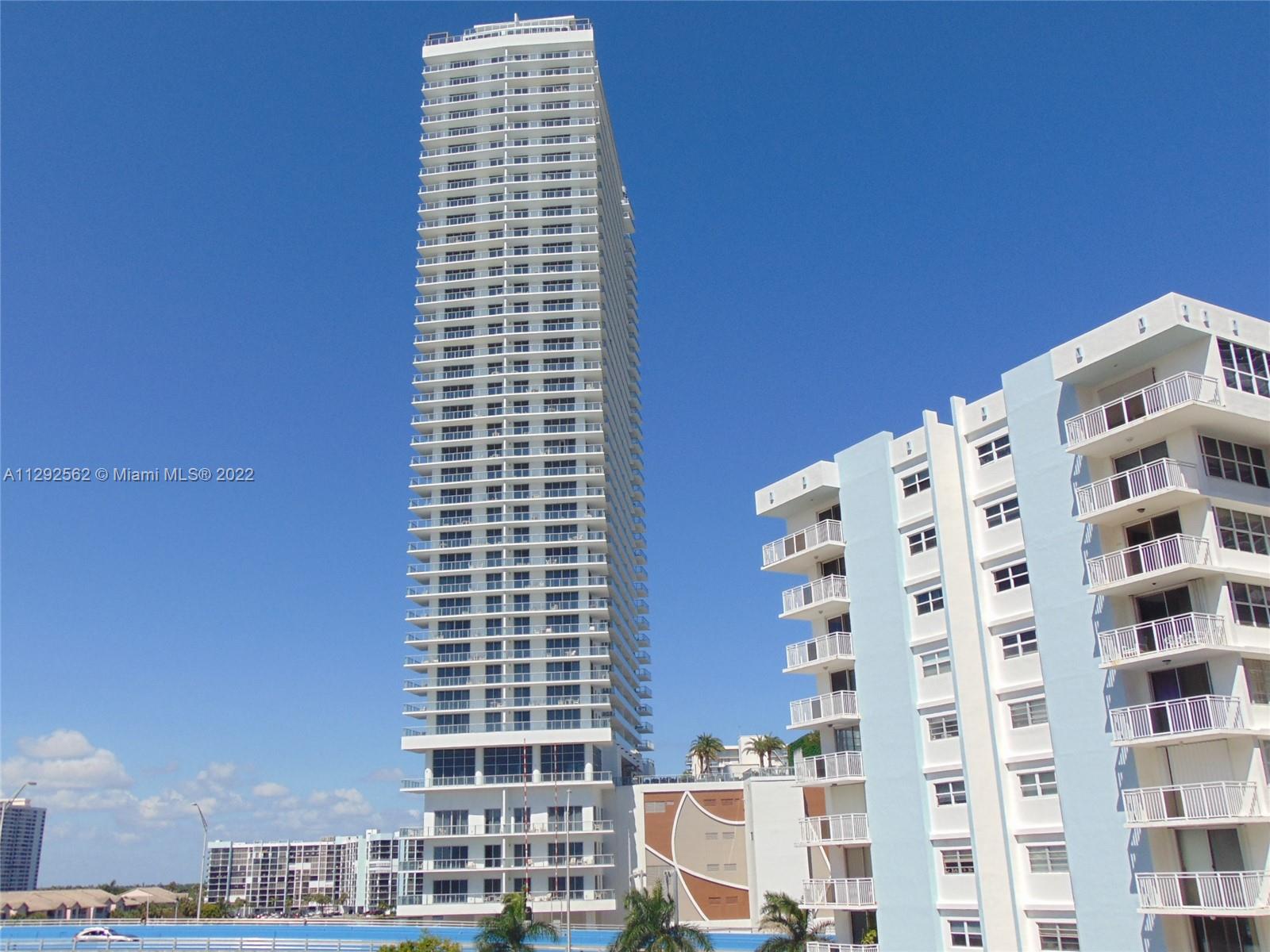 IMPERIAL TOWERS APTS COND - Residential Lease
