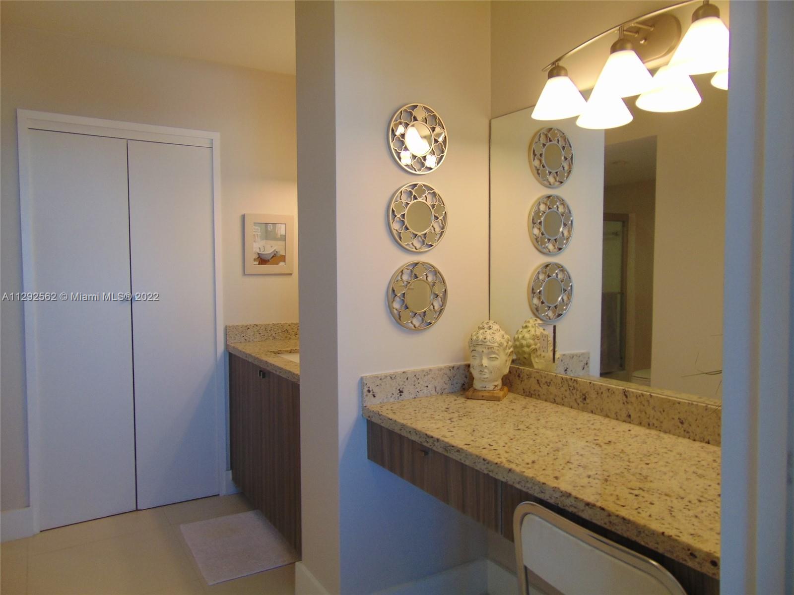 IMPERIAL TOWERS APTS COND - Residential Lease
