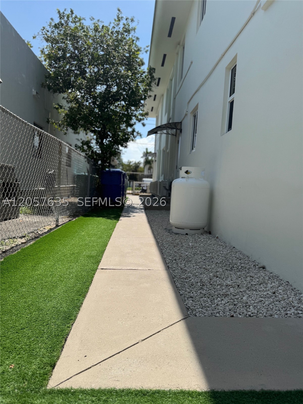 LIVINGSTONE PARK - Residential Income