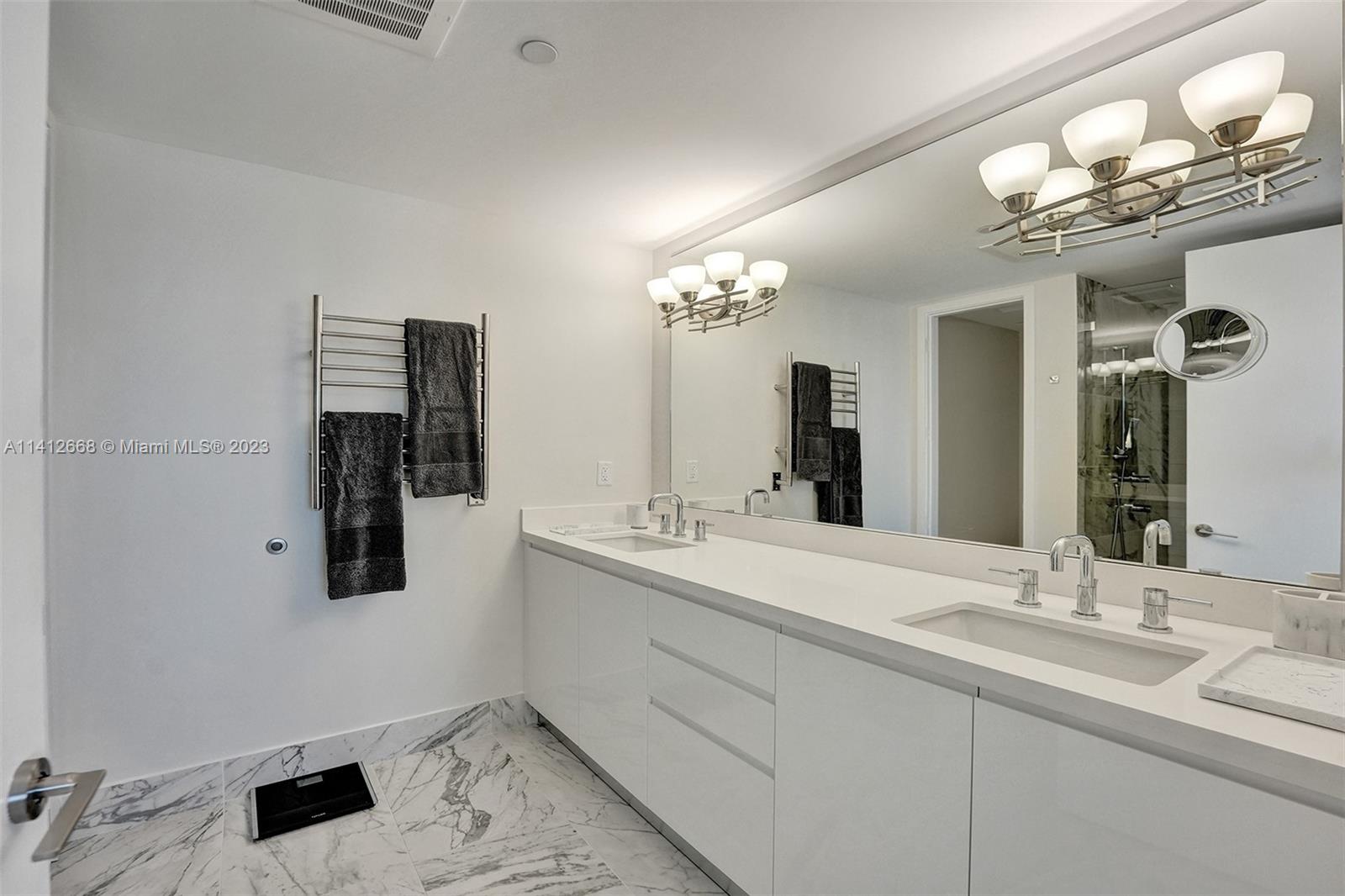 WAVE ON BAYSHORE CONDO - Residential Lease