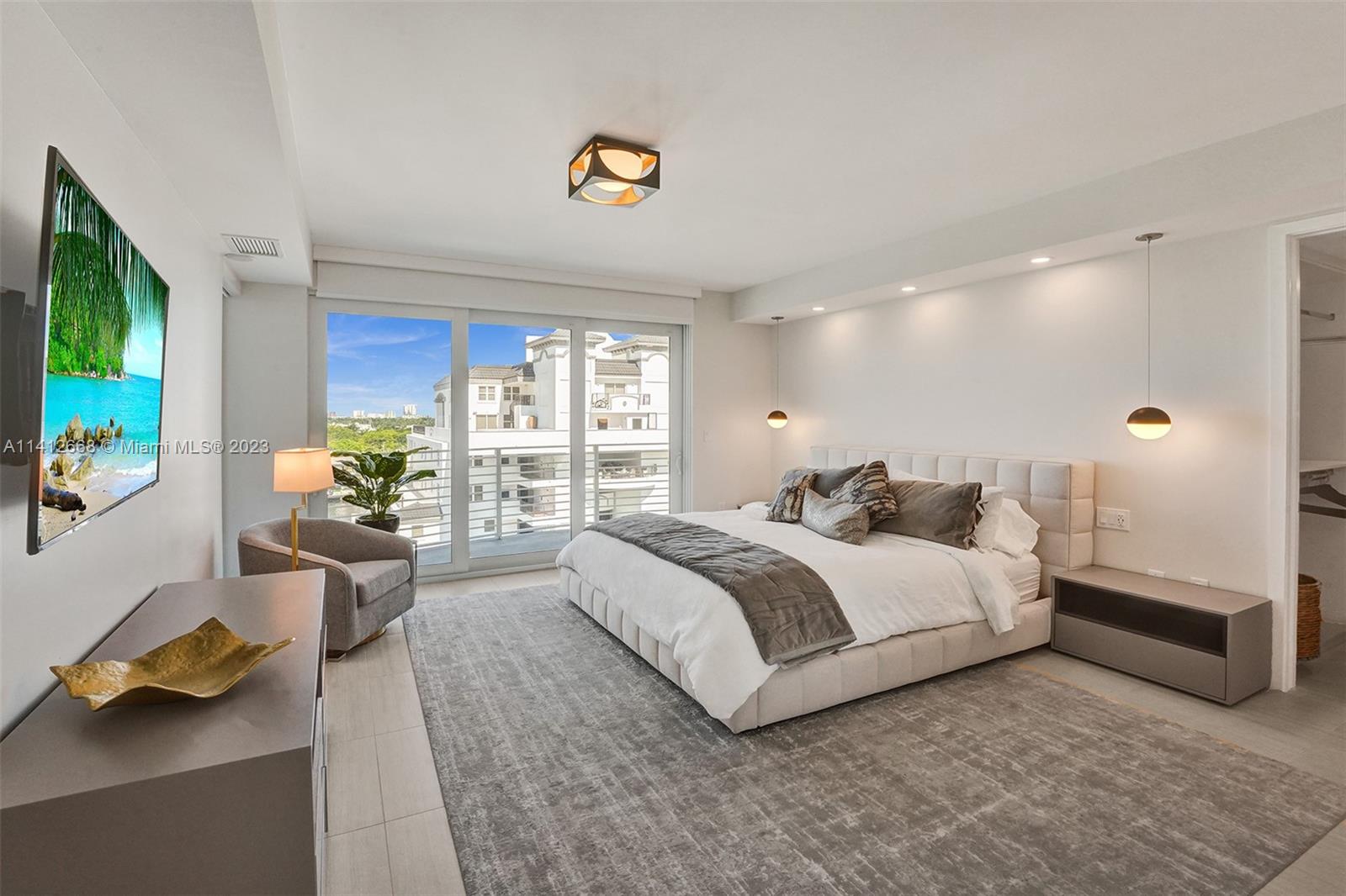 WAVE ON BAYSHORE CONDO - Residential Lease