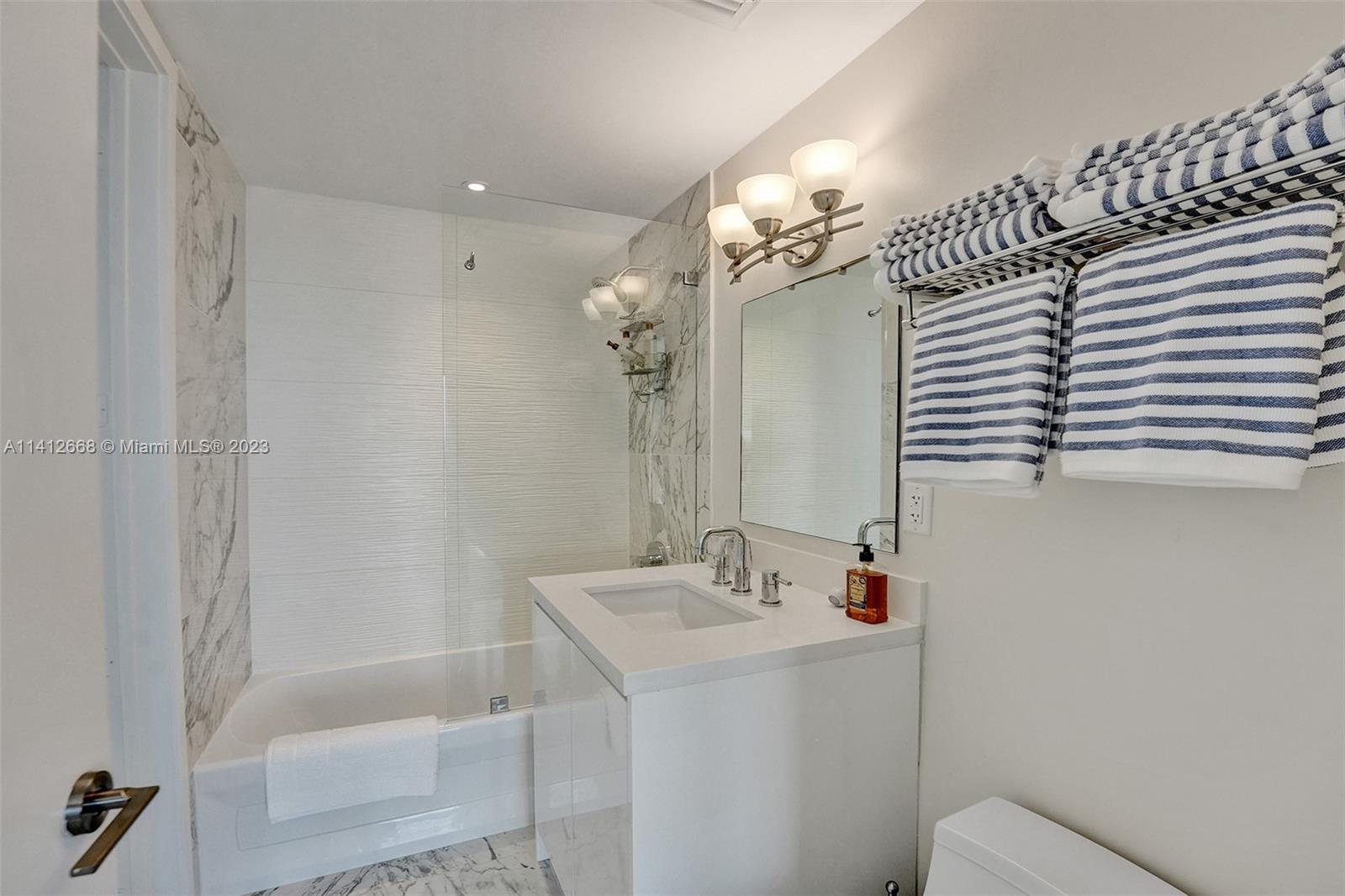 WAVE ON BAYSHORE CONDO - Residential Lease