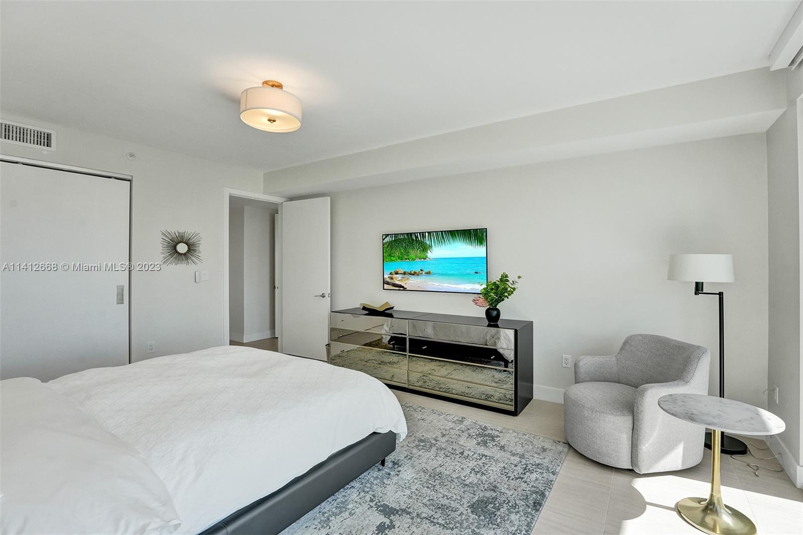 WAVE ON BAYSHORE CONDO - Residential Lease