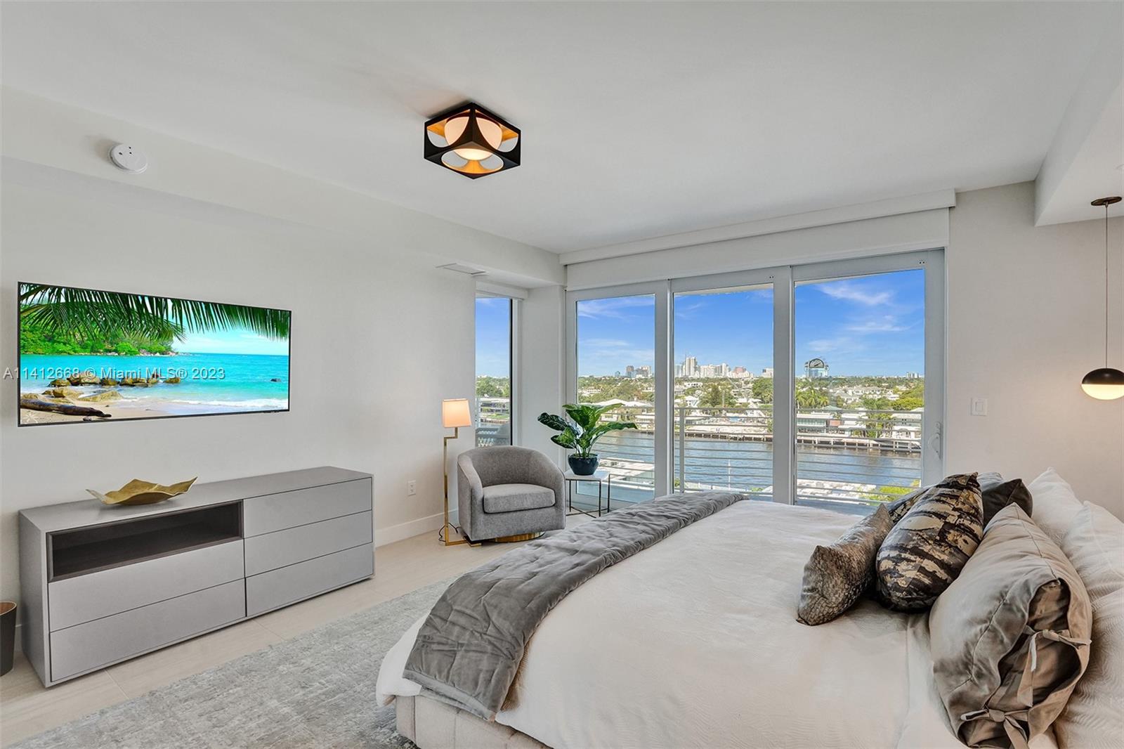 WAVE ON BAYSHORE CONDO - Residential Lease
