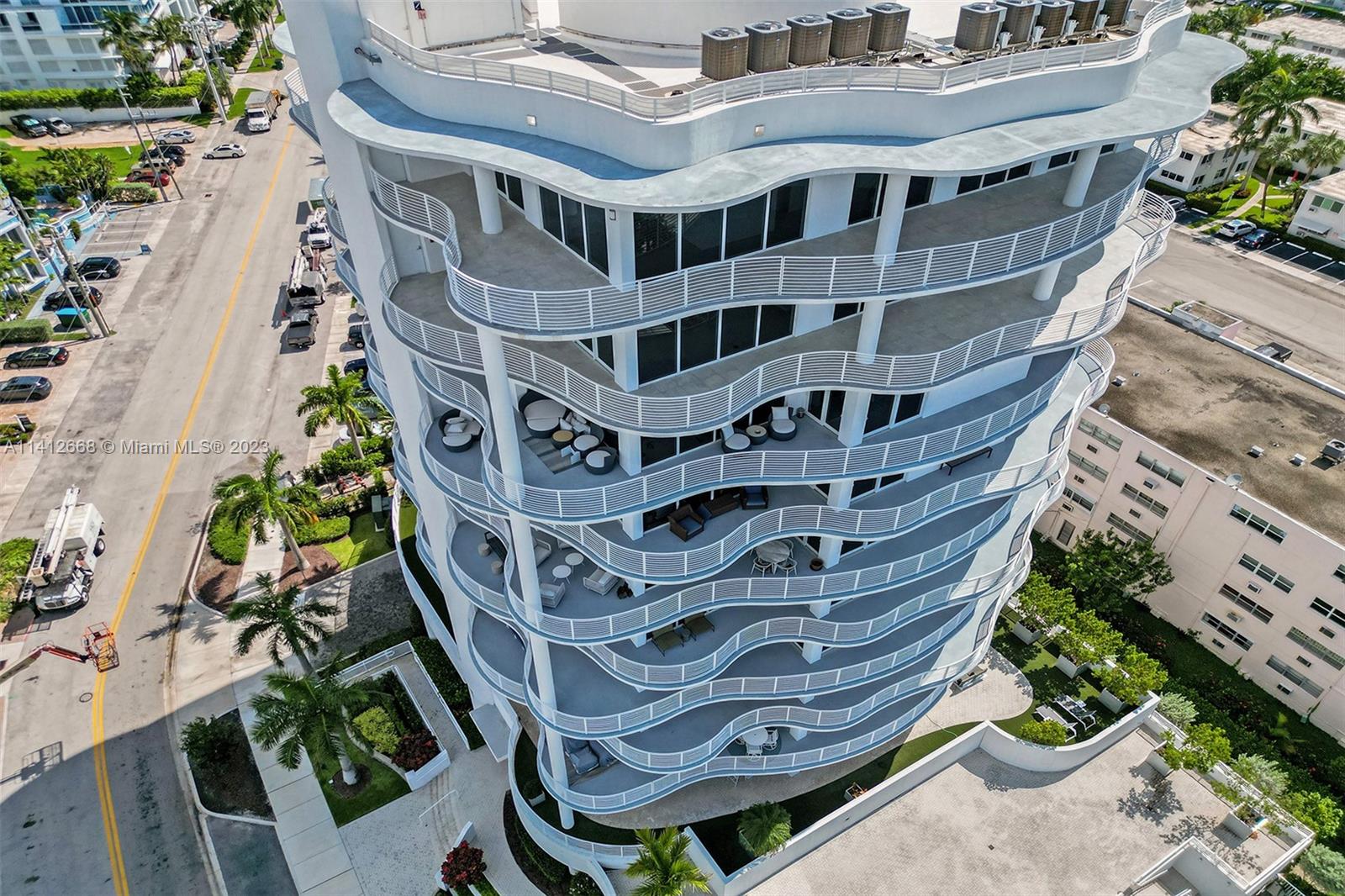 WAVE ON BAYSHORE CONDO - Residential Lease