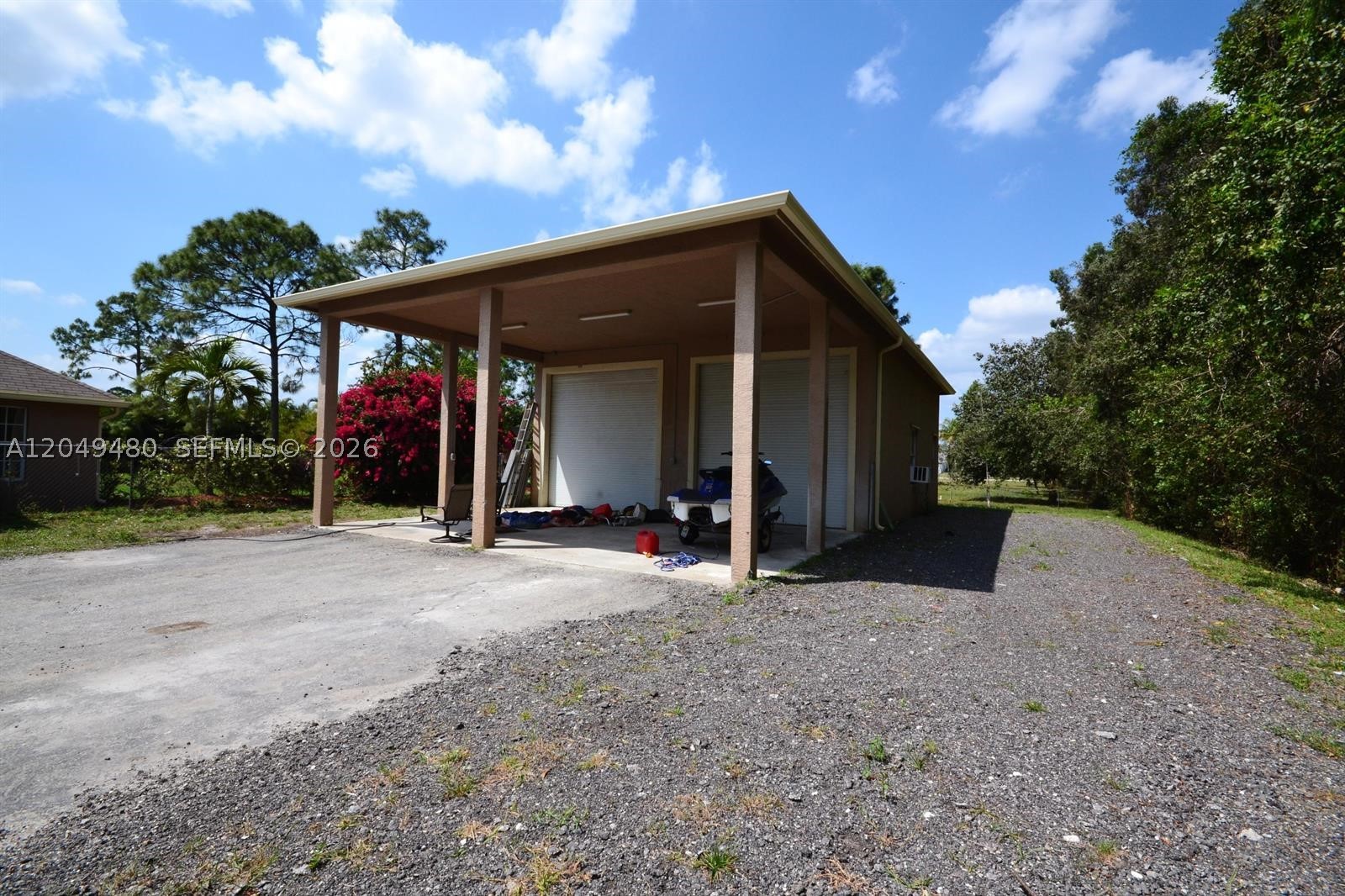 23-42-40~ S 243.6 FT OF N - Residential