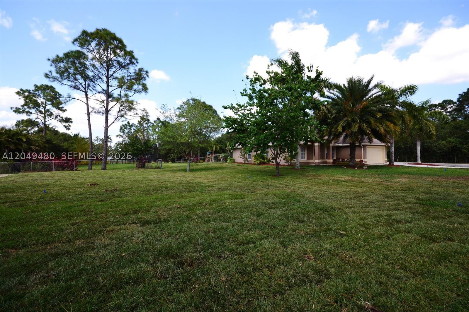 23-42-40~ S 243.6 FT OF N - Residential