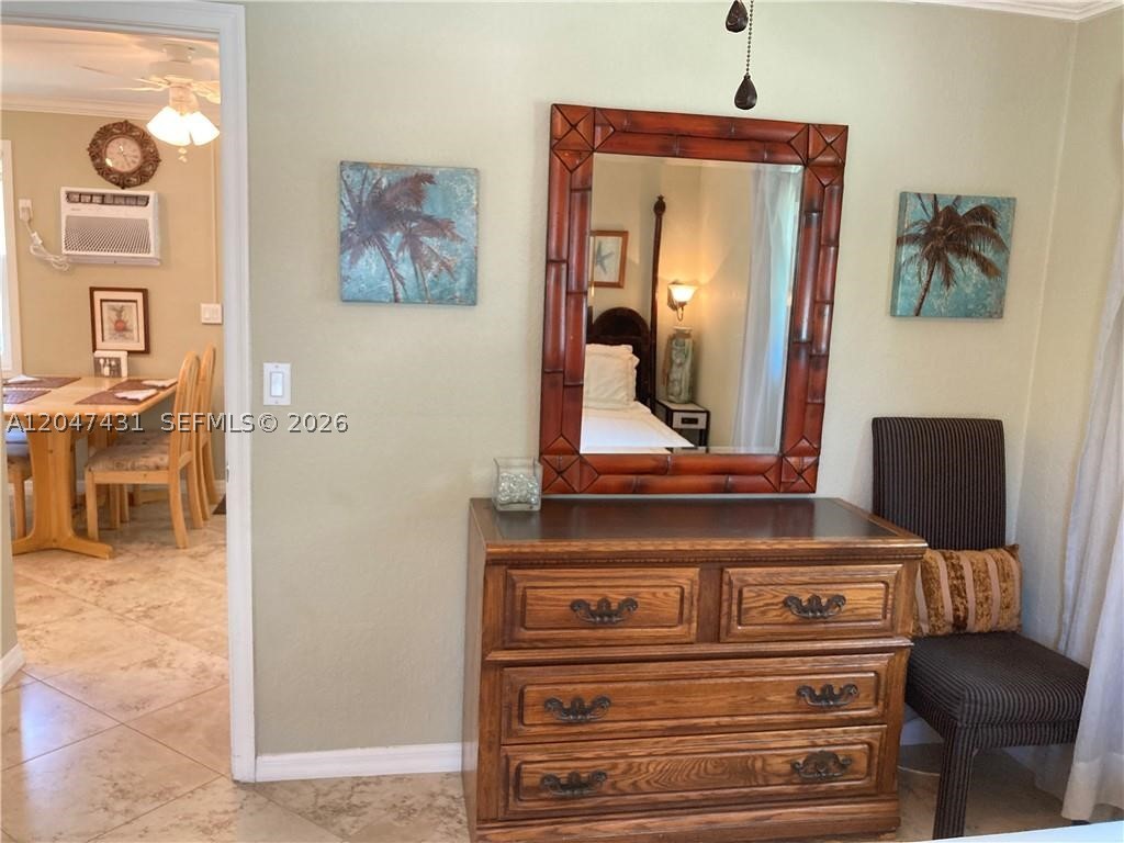 MID MARI CONDO - Residential