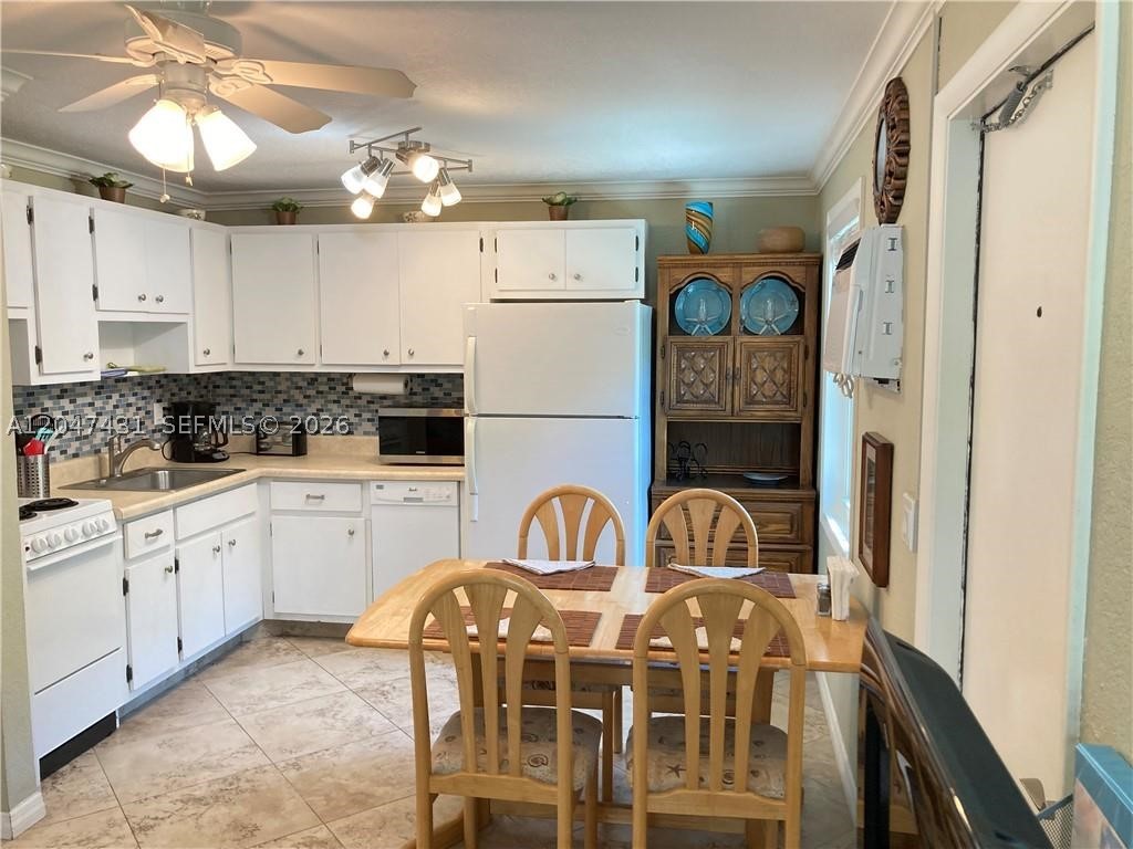 MID MARI CONDO - Residential