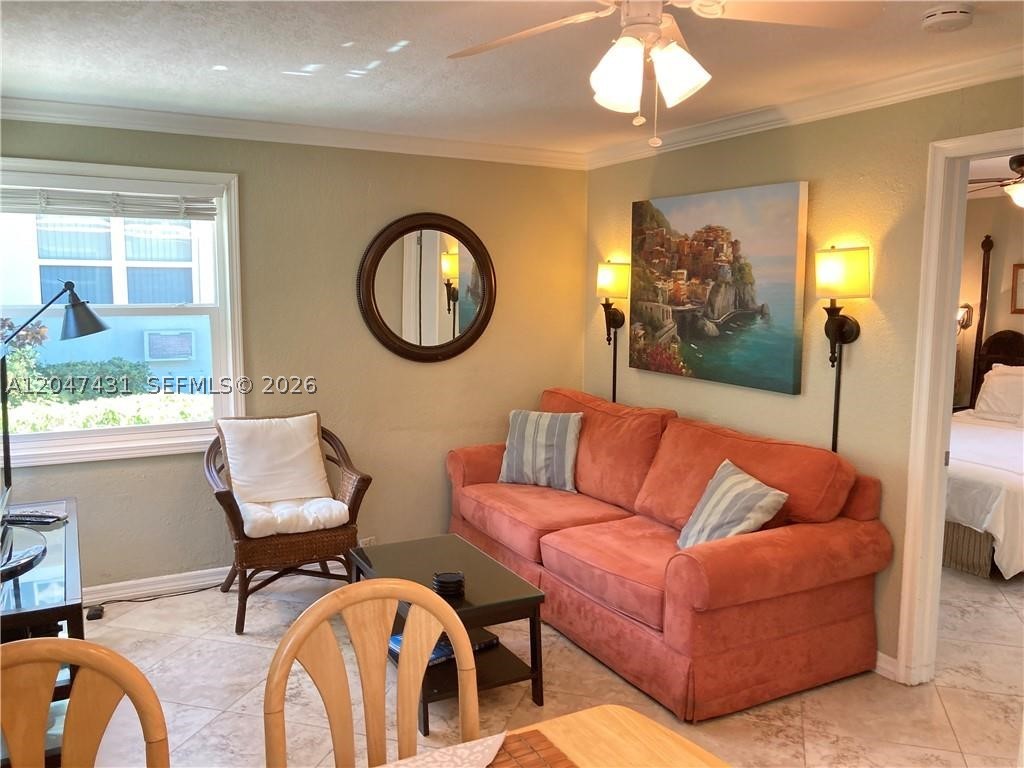 MID MARI CONDO - Residential