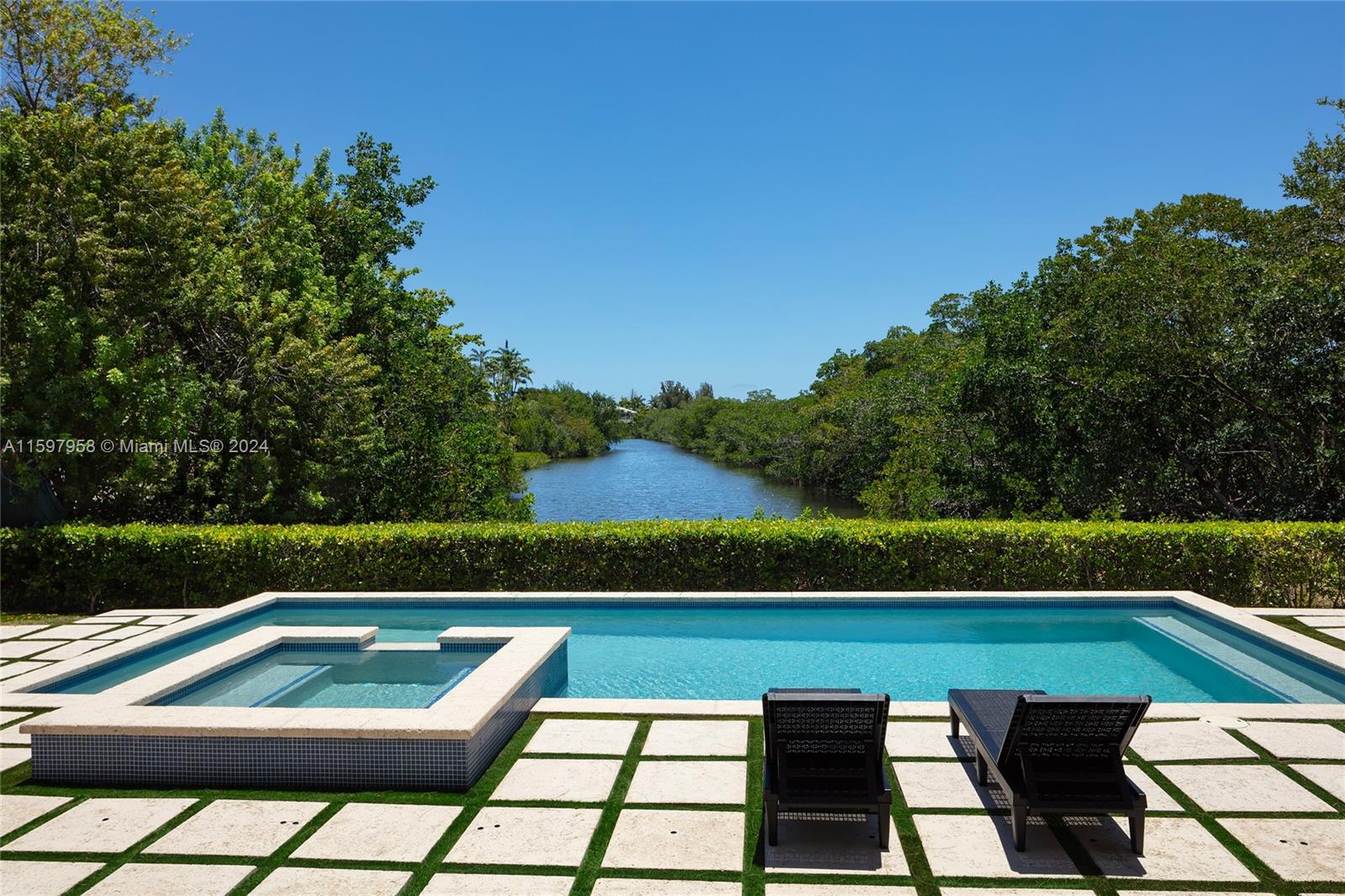 HAMMOCK OAKS HARBOR SEC 2 - Residential