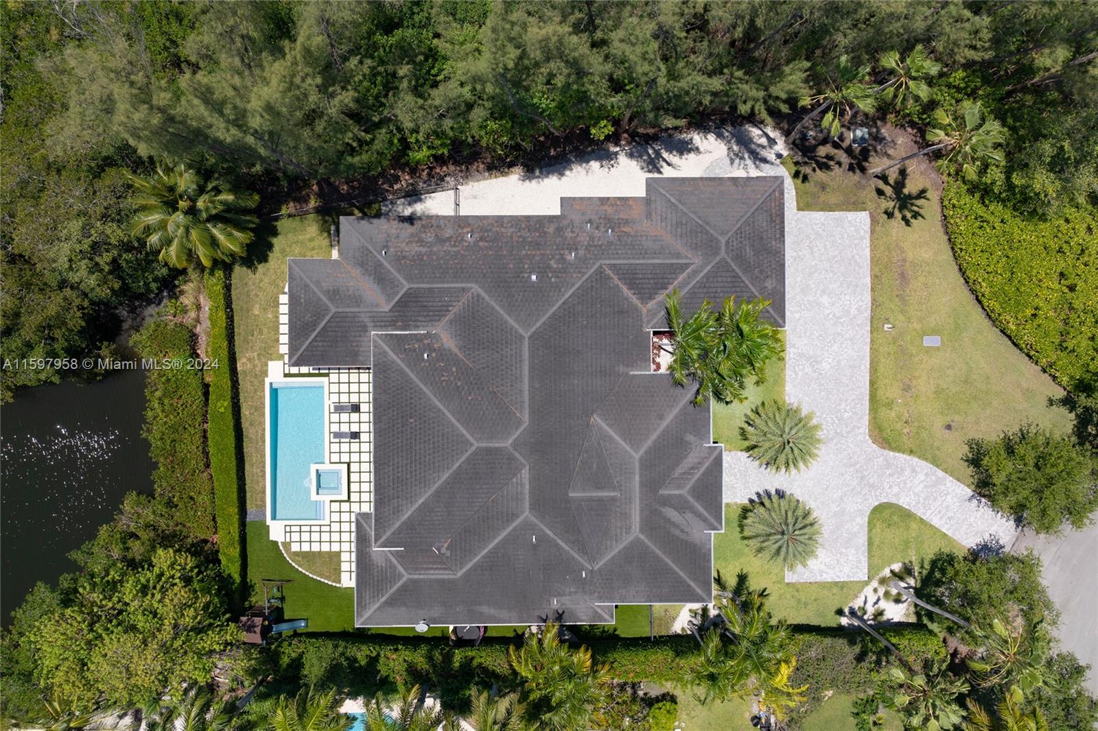 HAMMOCK OAKS HARBOR SEC 2 - Residential