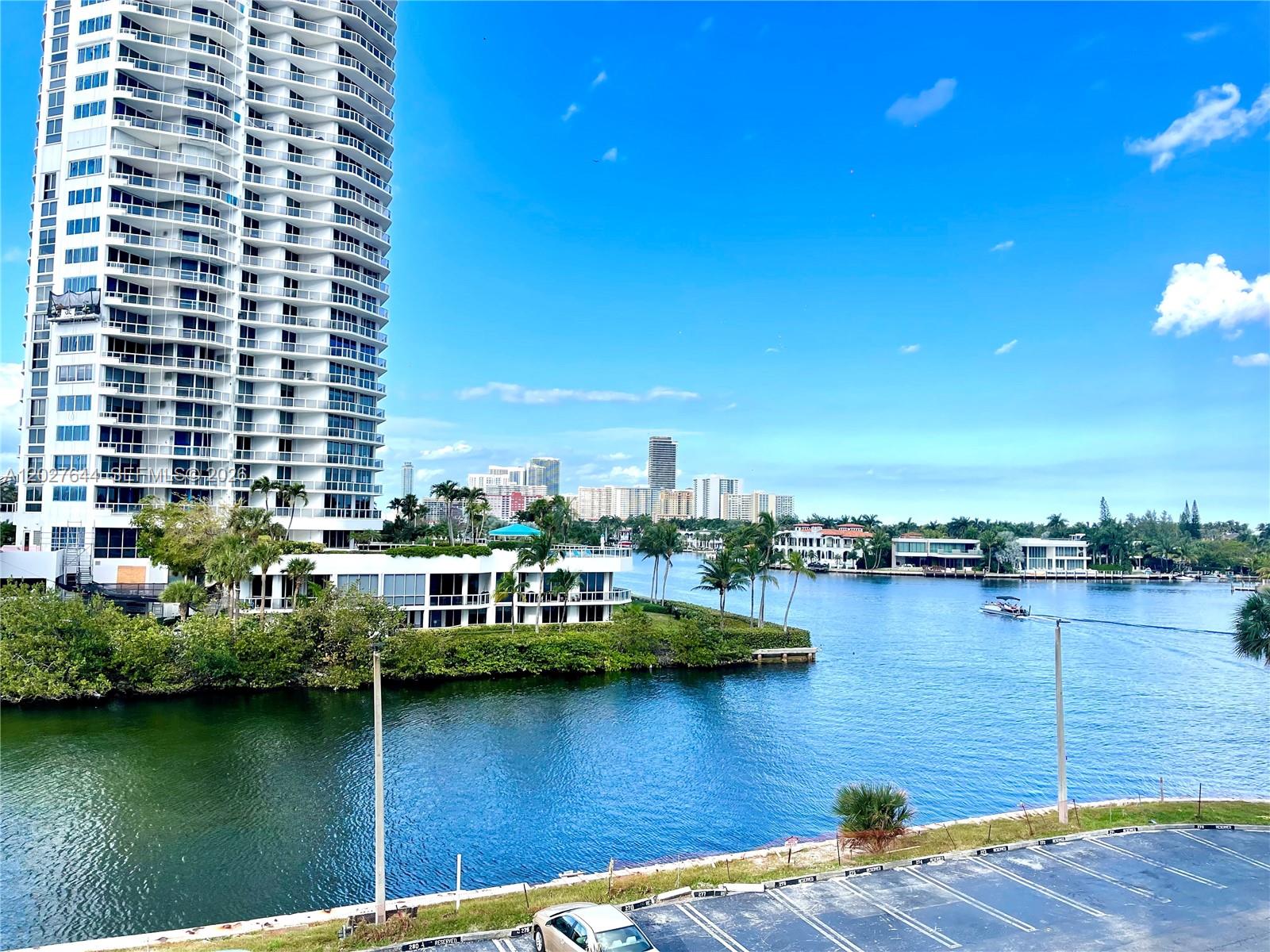WATERVIEW CONDO - Residential Lease