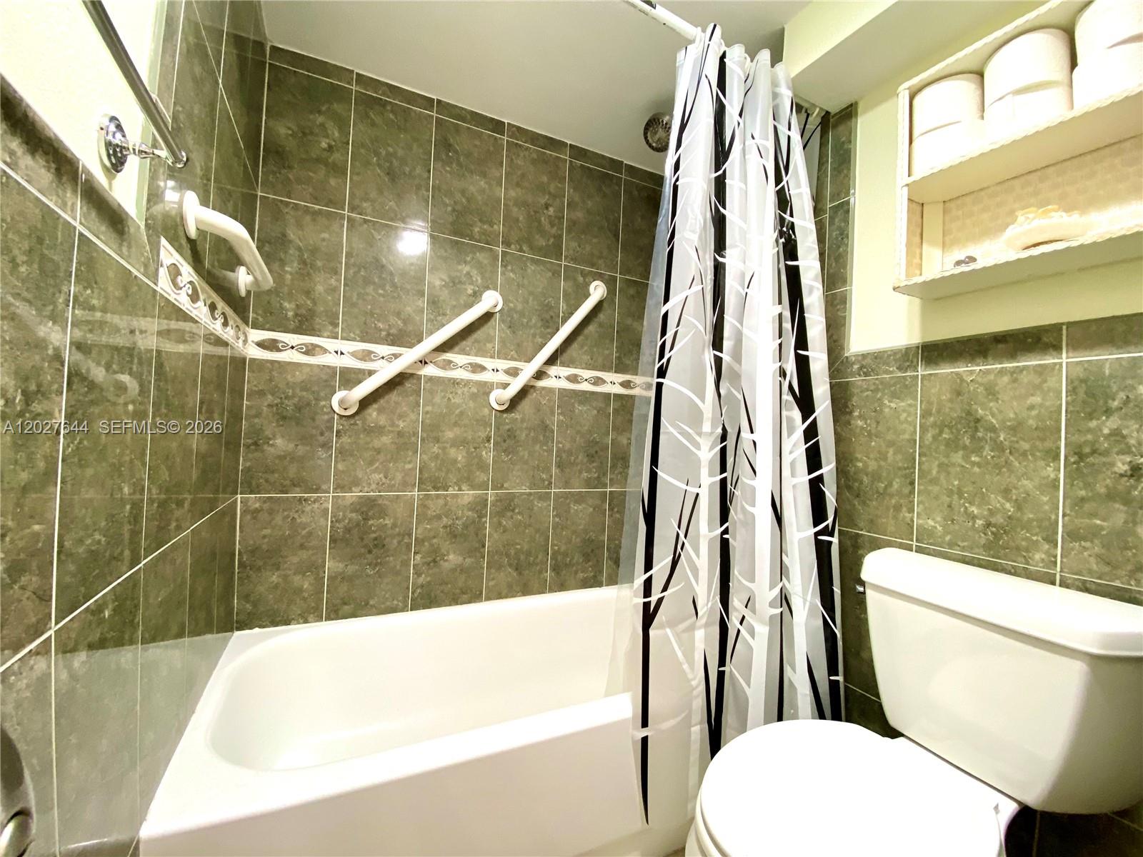 WATERVIEW CONDO - Residential Lease