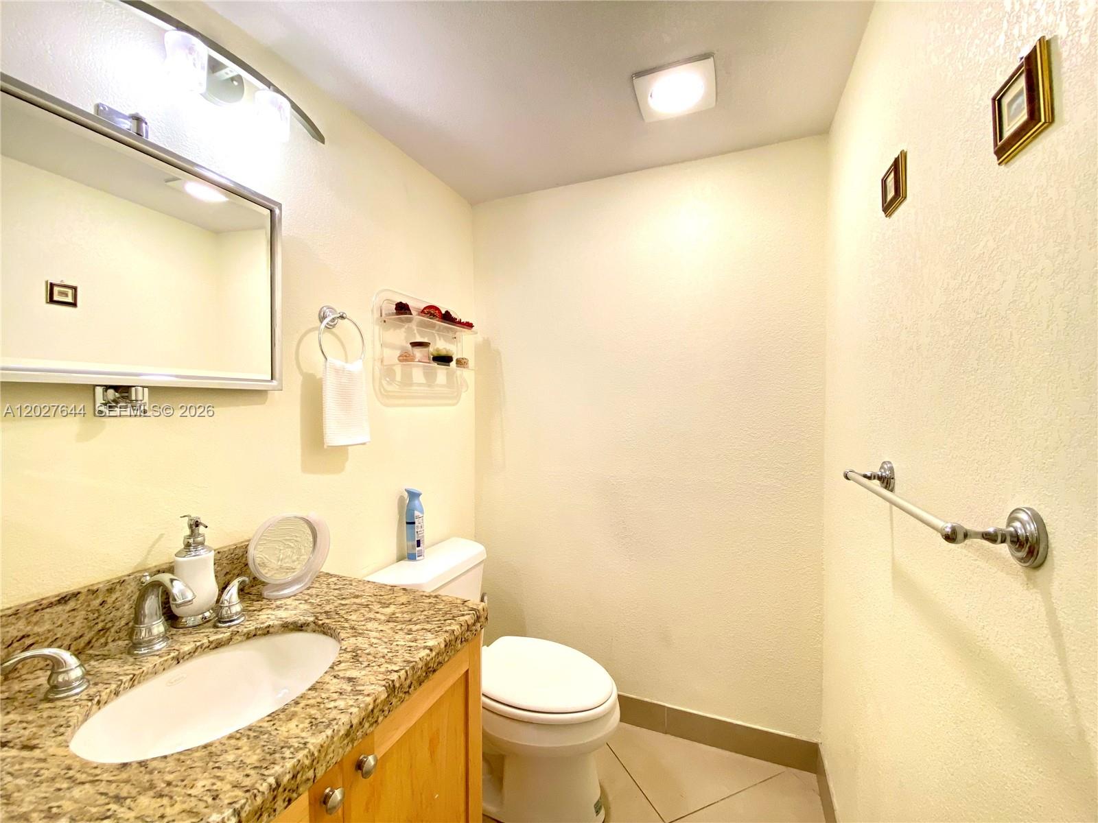 WATERVIEW CONDO - Residential Lease