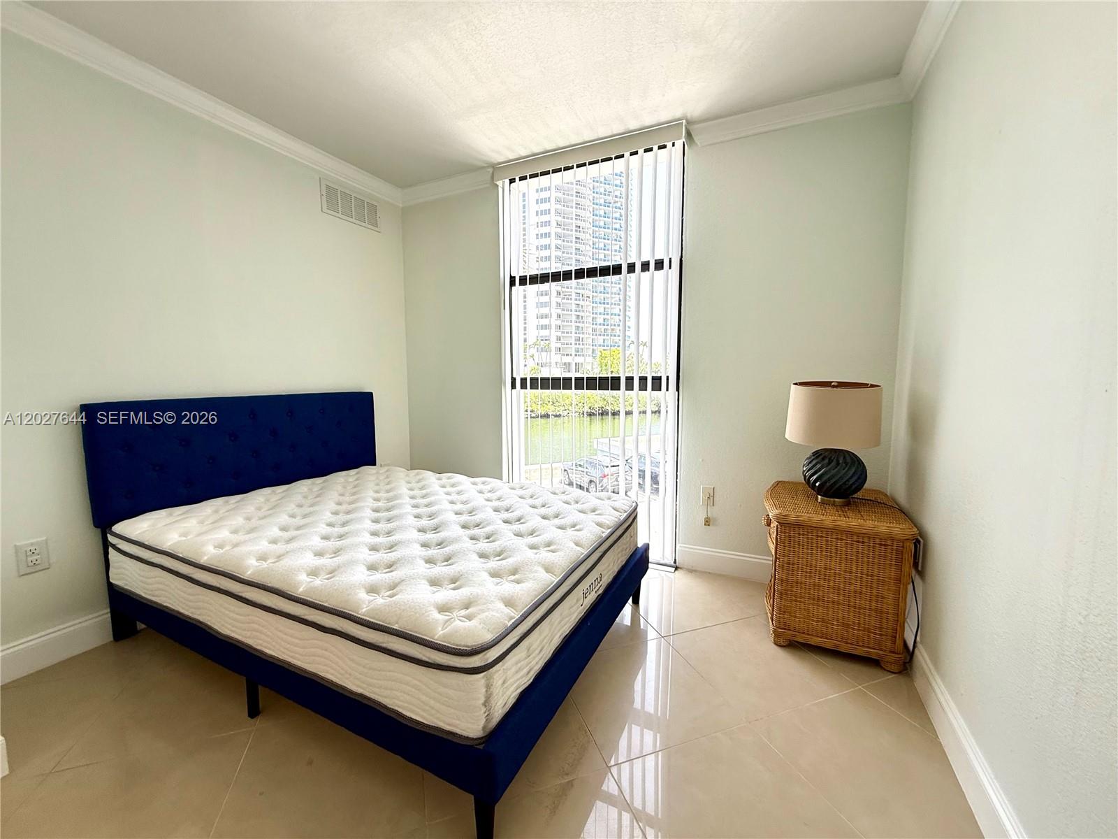 WATERVIEW CONDO - Residential Lease