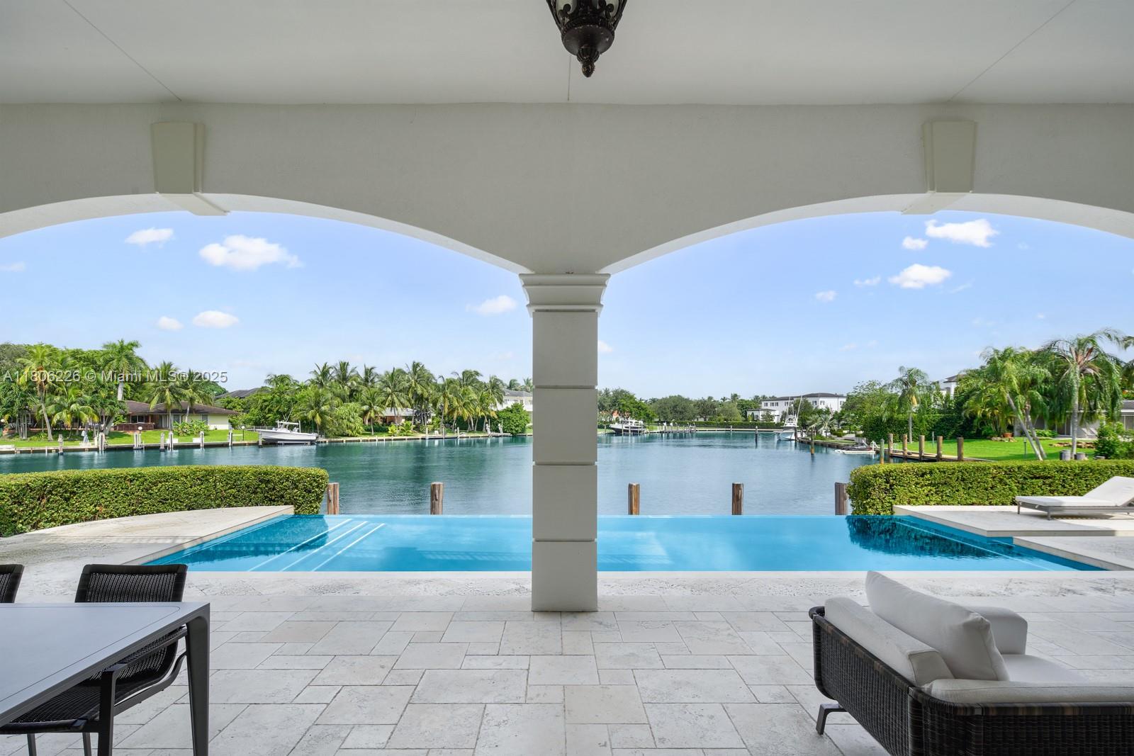 OLD CUTLER BAY SEC 3 - Residential