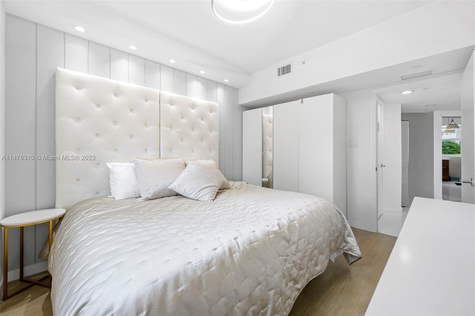 TURNBERRY VILLAGE South - Residential