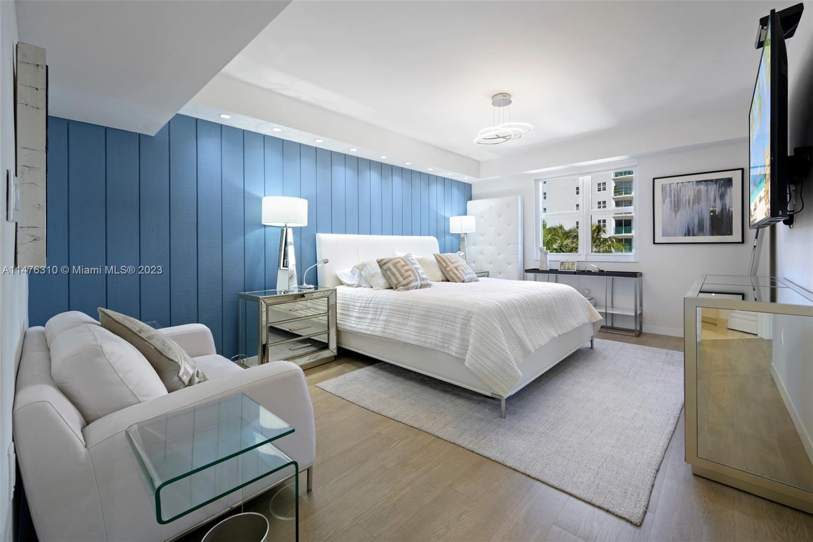 TURNBERRY VILLAGE South - Residential