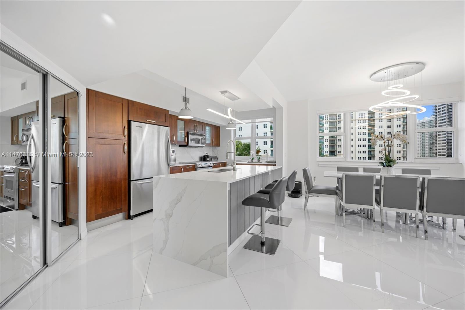 TURNBERRY VILLAGE South - Residential
