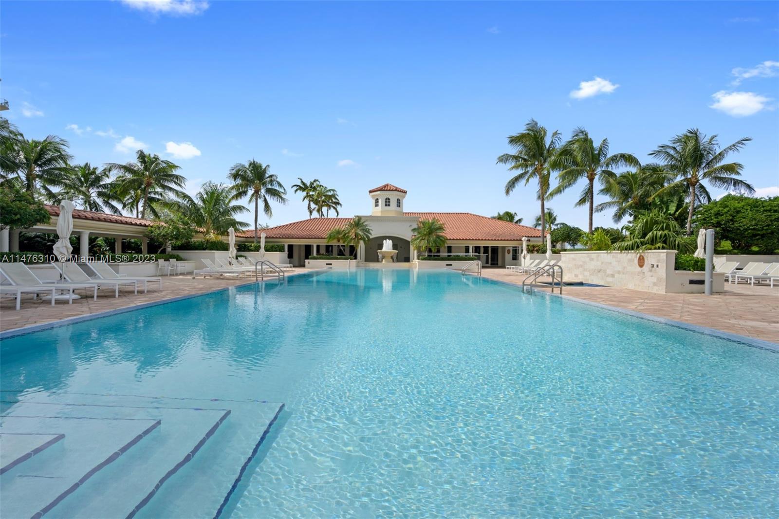TURNBERRY VILLAGE South - Residential