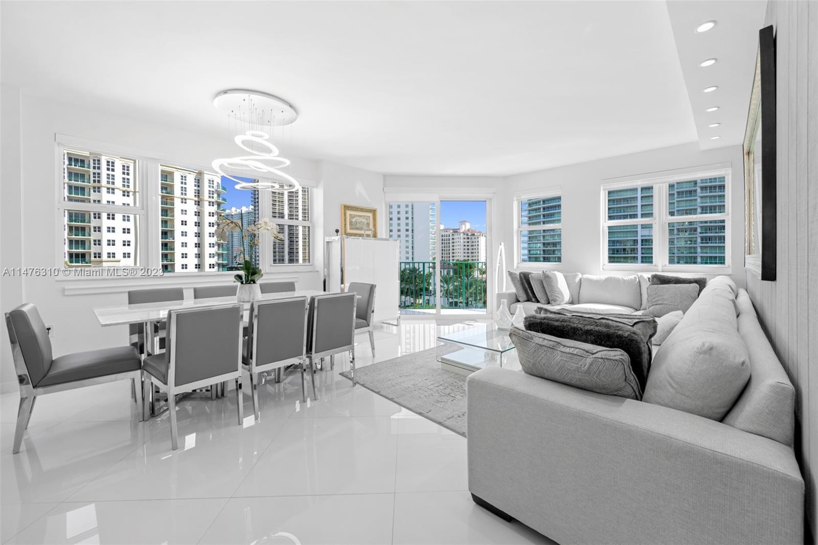 TURNBERRY VILLAGE South - Residential