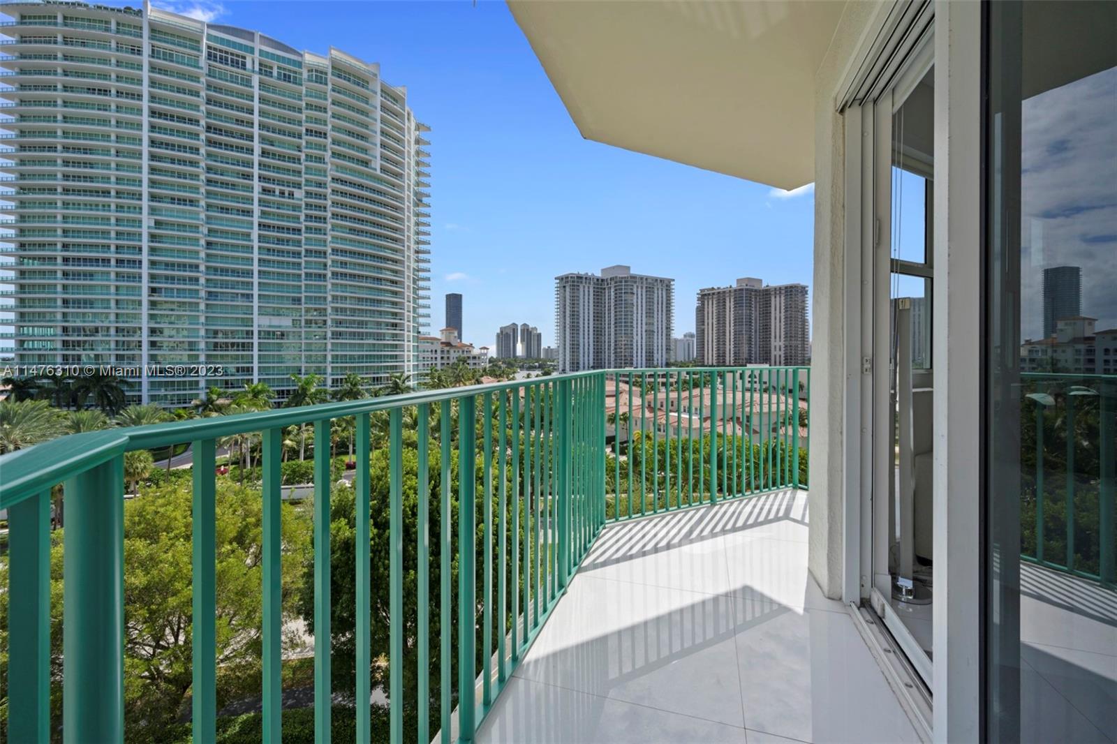 TURNBERRY VILLAGE South - Residential