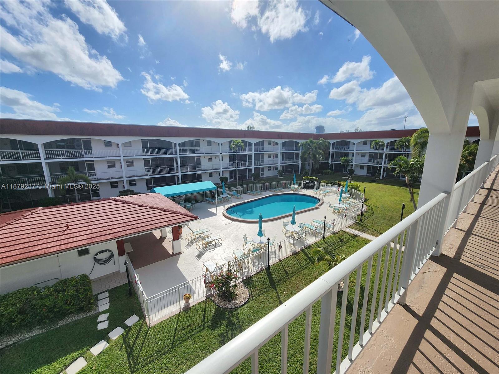 Beautiful and luminous furnished 2-bedroom, 2-bathroom apartment in Hallandale Beach. Located just minutes from the ocean, supermarkets, restaurants,golf courses & Casino. This apartment offers an unbeatable location. Enjoy great amenities including a lovely community pool, tennis courts, a private park with BBQ areas, a dock and much more. Ready to move in—perfect for having a vacation home or making it your primary residence just three blocks from one of the most beautiful beaches in South Florida!