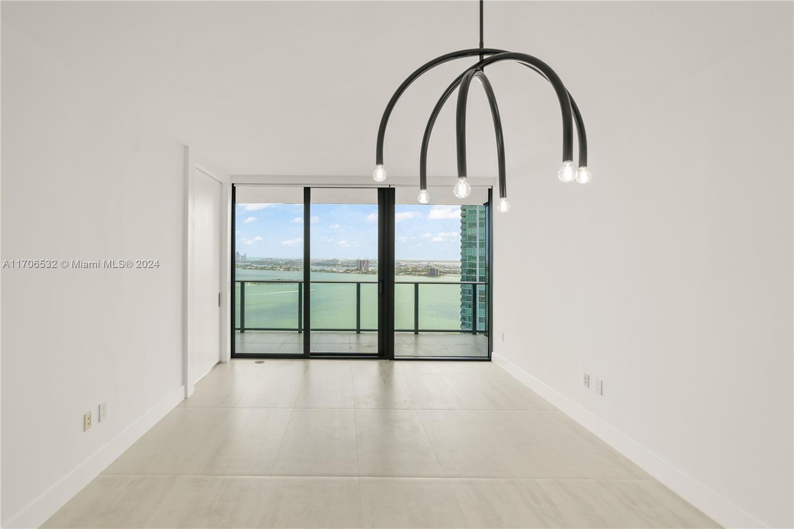 PARAISO BAY CONDO - Residential