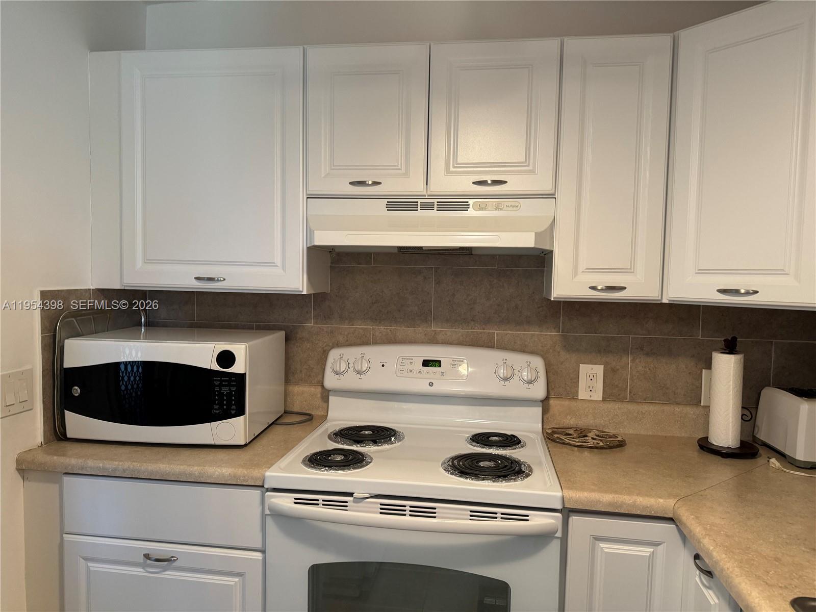 BERKELEY DIPLOMAT CO-OP - Residential