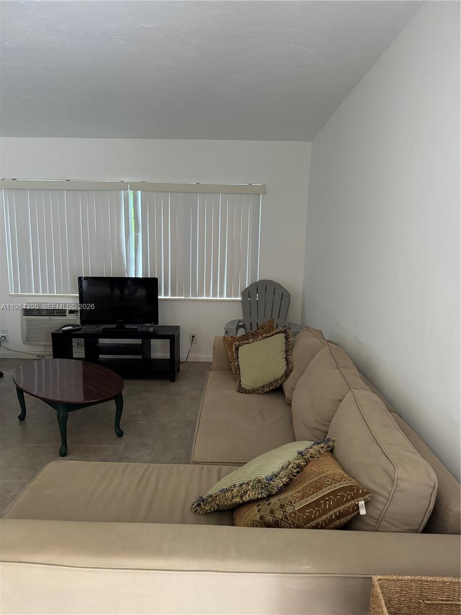 BERKELEY DIPLOMAT CO-OP - Residential