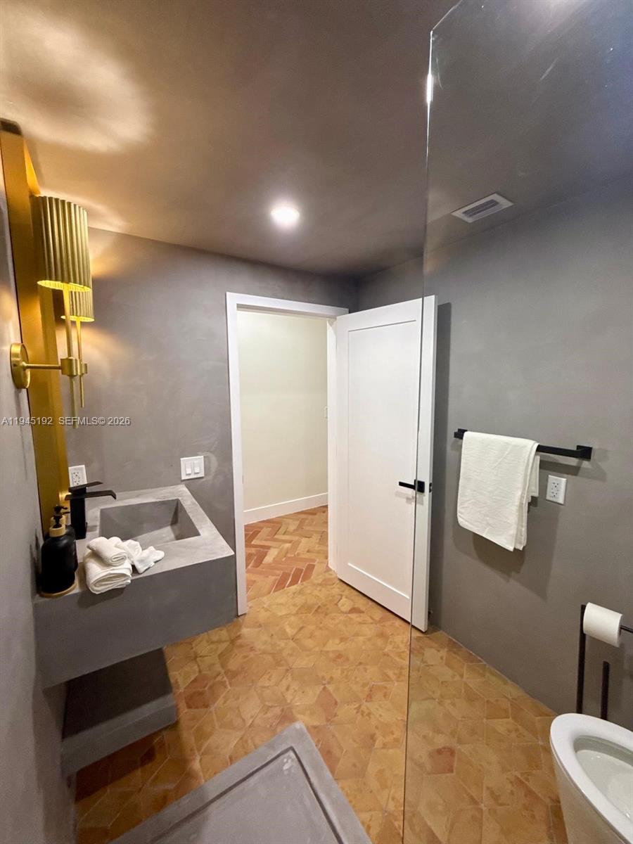 1ST WESTMORELAND ADDN - Residential Income