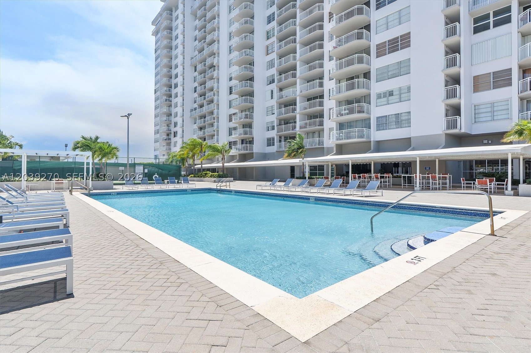DEL PRADO MARINA - Residential