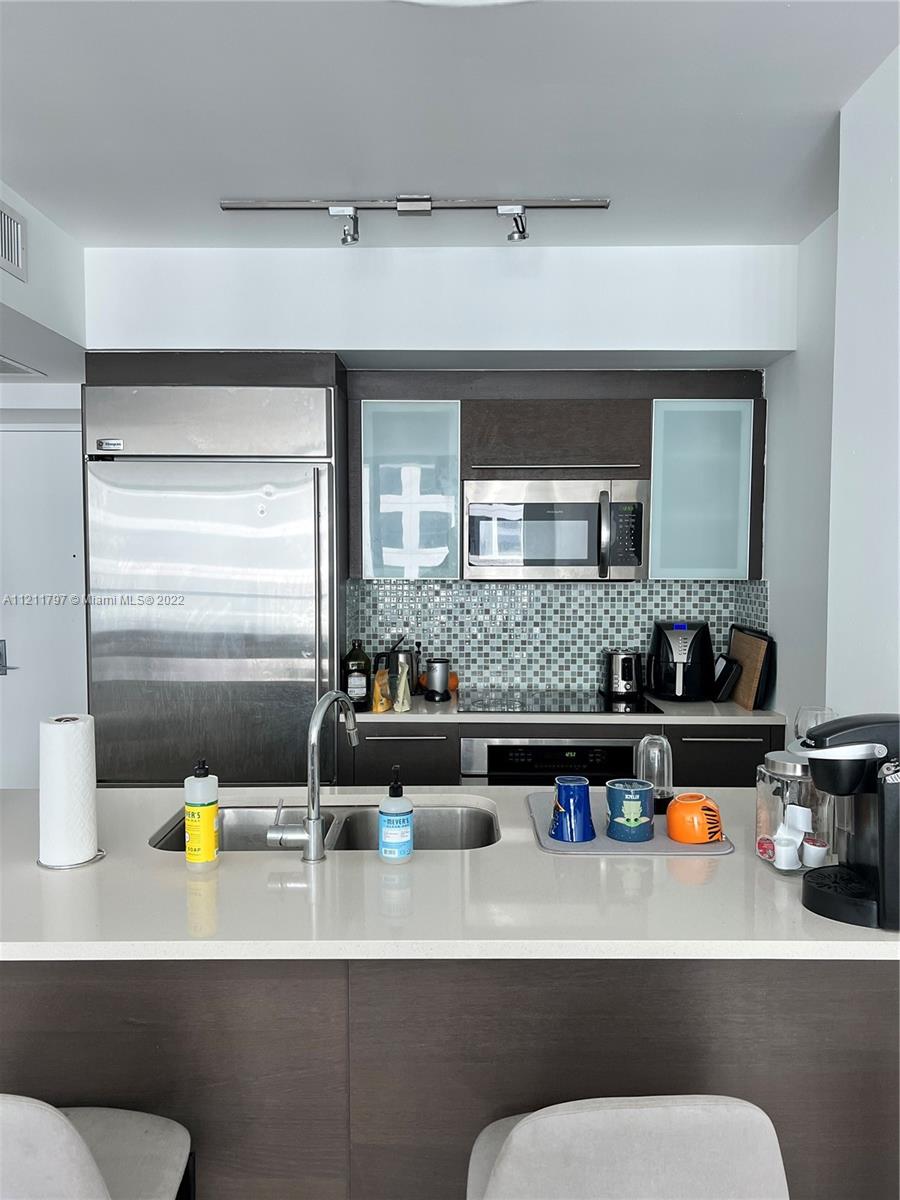 500 BRICKELL EAST CONDO - Residential Lease