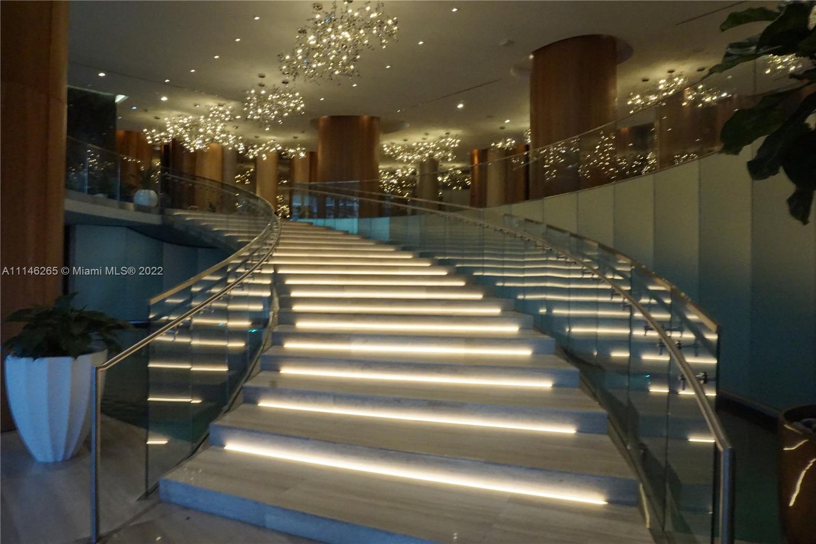 ARIA ON THE BAY - Residential Lease